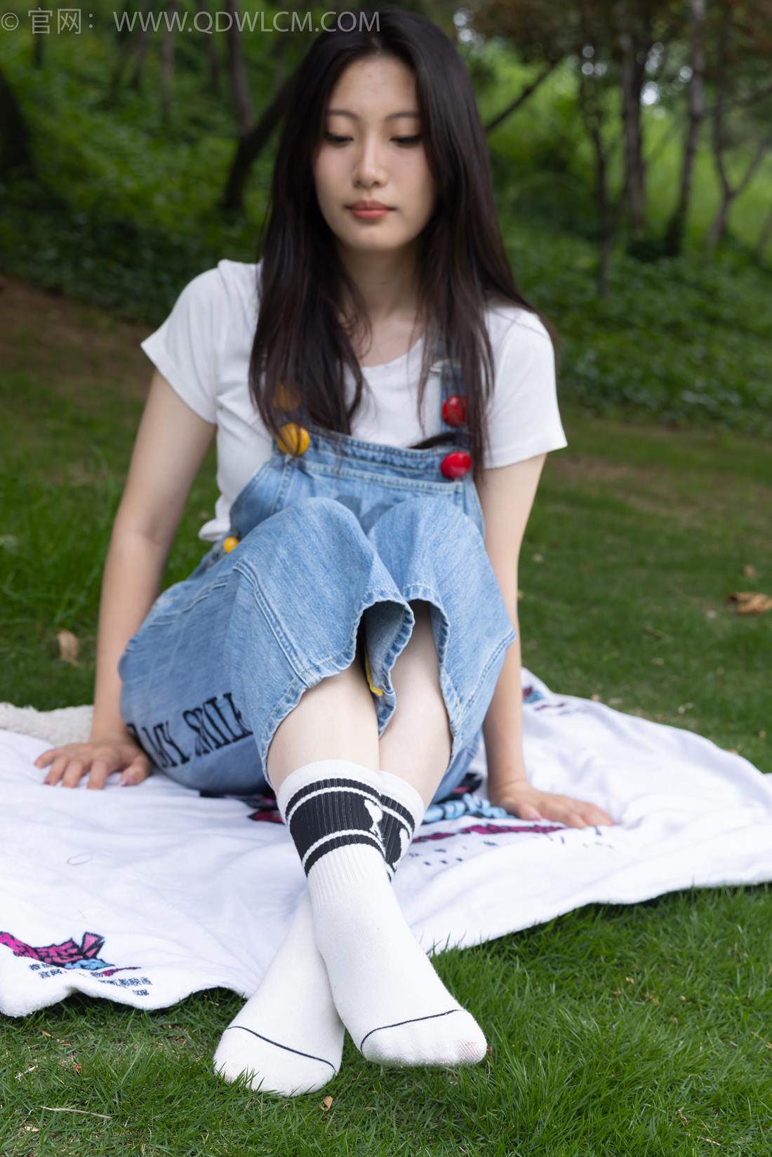 图片[79]-物恋传媒 NO.2407 奶糖-帆布鞋、自然穿脏白棉袜、裸足[116P] – 速更版-美库