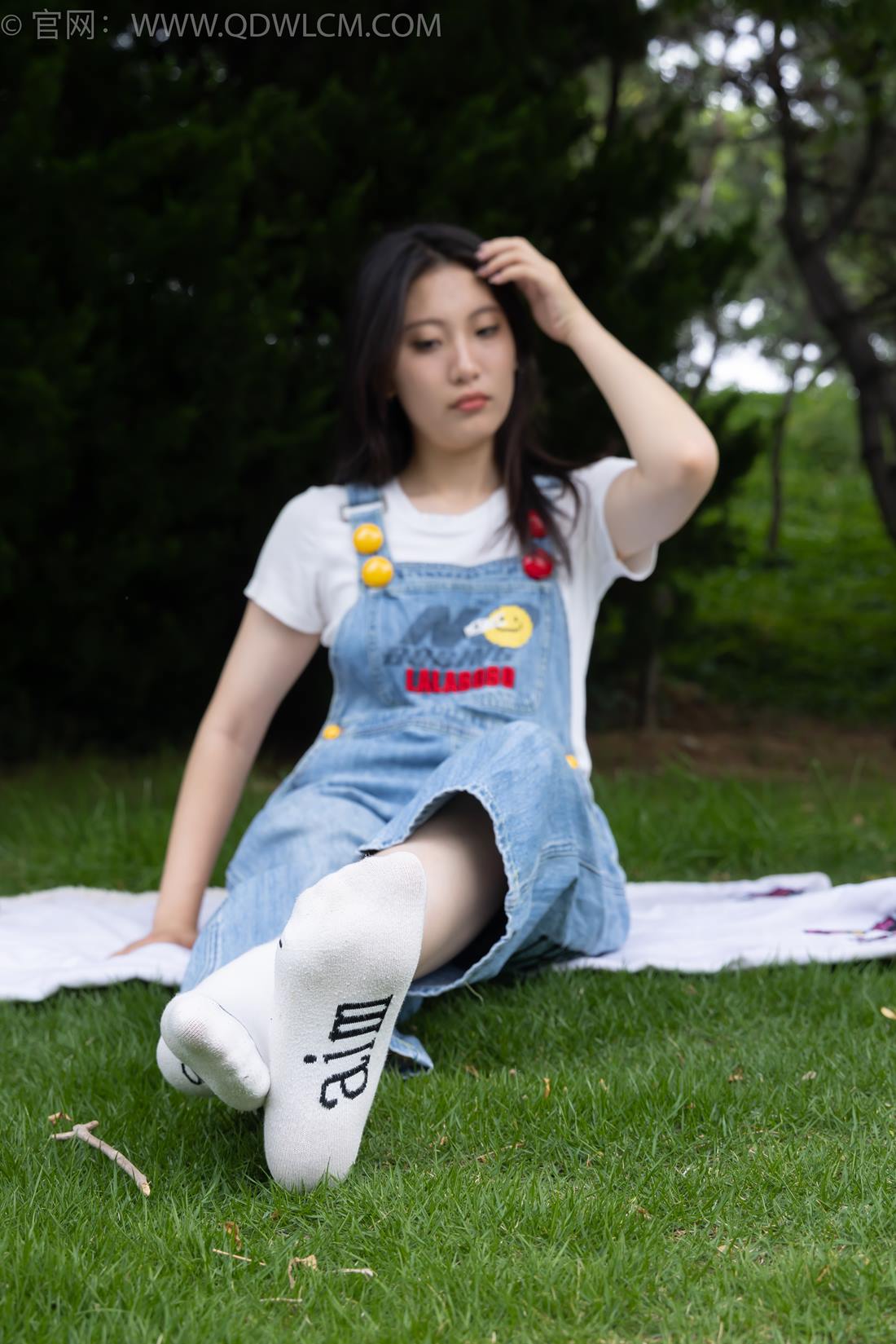 图片[80]-物恋传媒 NO.2407 奶糖-帆布鞋、自然穿脏白棉袜、裸足[116P] – 速更版-美库