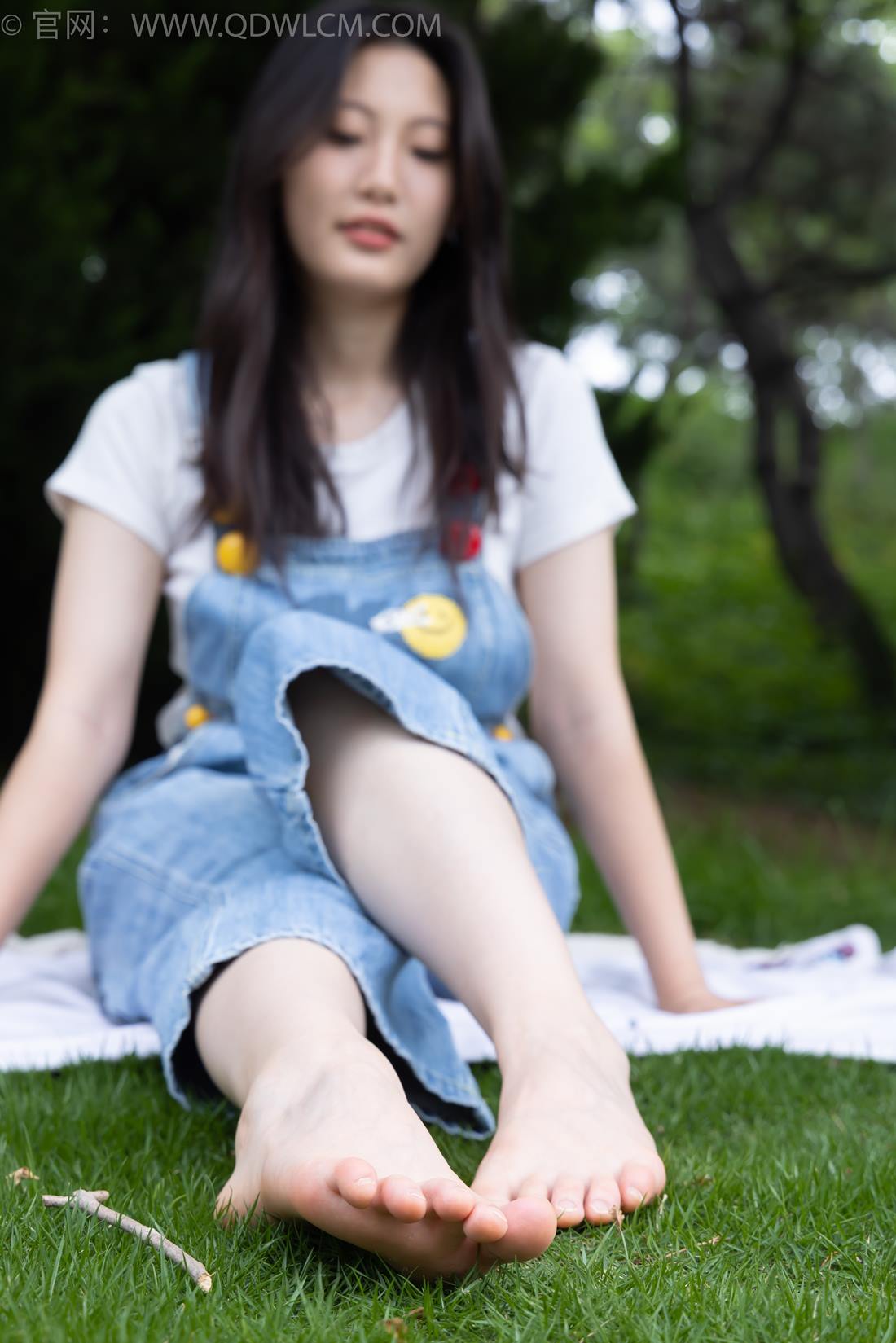 图片[96]-物恋传媒 NO.2407 奶糖-帆布鞋、自然穿脏白棉袜、裸足[116P] – 速更版-美库