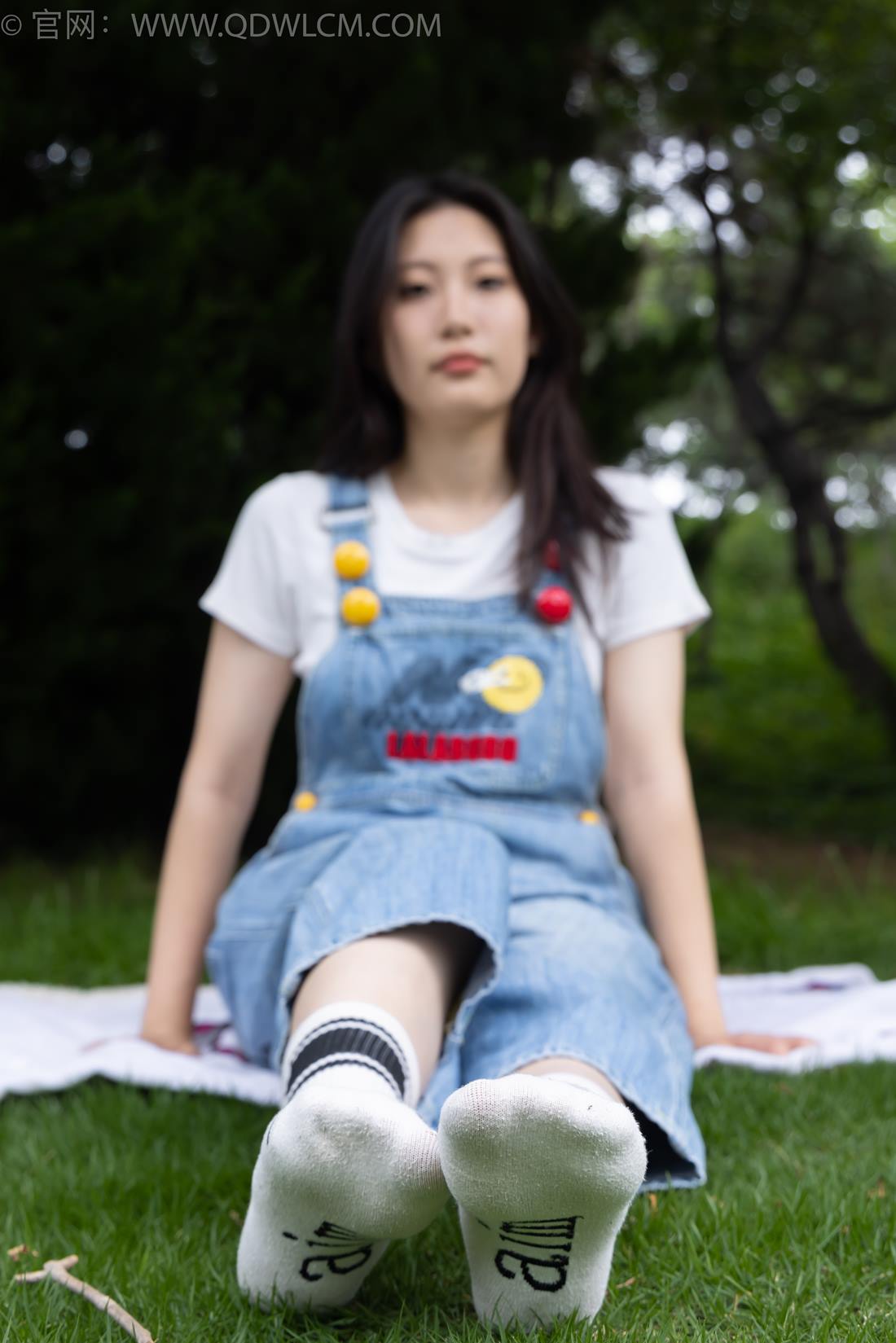 图片[107]-物恋传媒 NO.2407 奶糖-帆布鞋、自然穿脏白棉袜、裸足[116P] – 速更版-美库