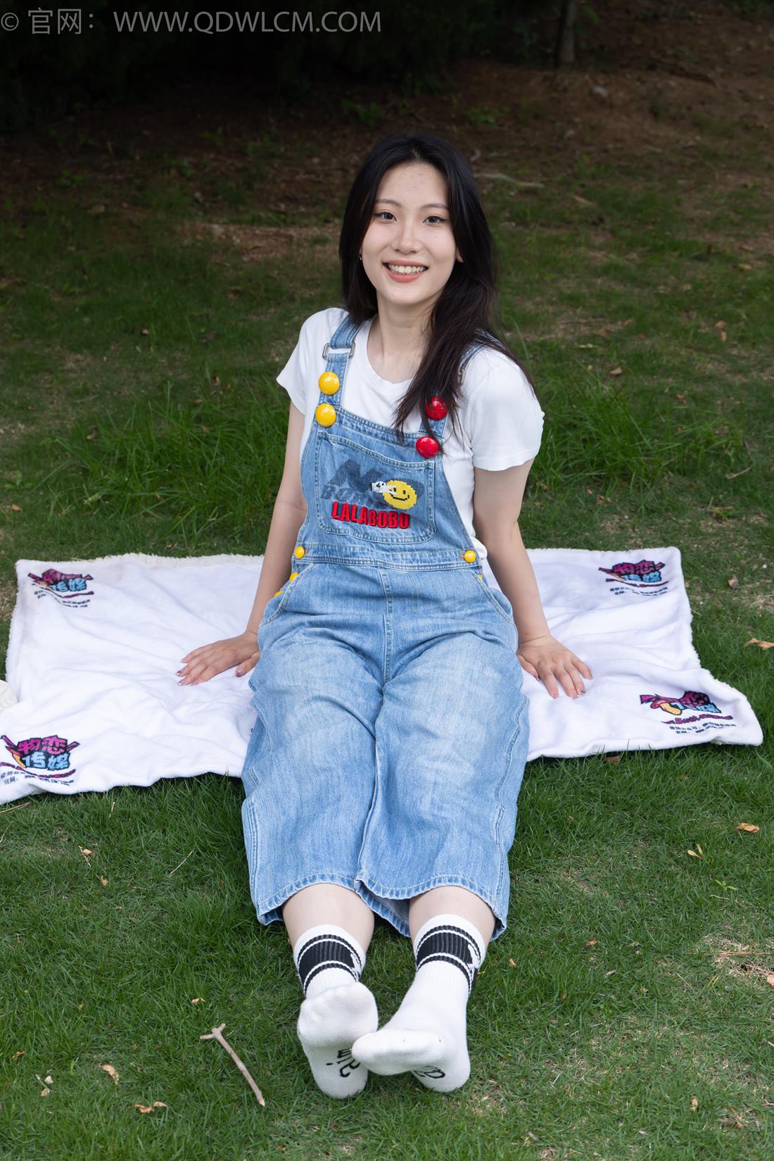 图片[111]-物恋传媒 NO.2407 奶糖-帆布鞋、自然穿脏白棉袜、裸足[116P] – 速更版-美库