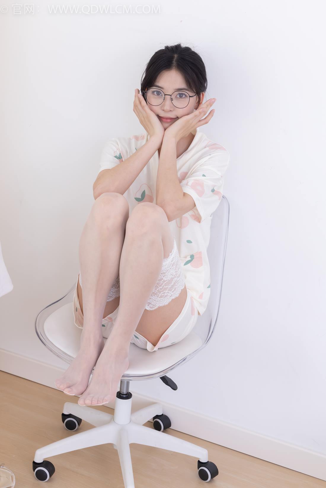图片[71]-物恋传媒 NO.2408 茯苓-高跟凉鞋、薄白丝[160P] – 速更版-美库