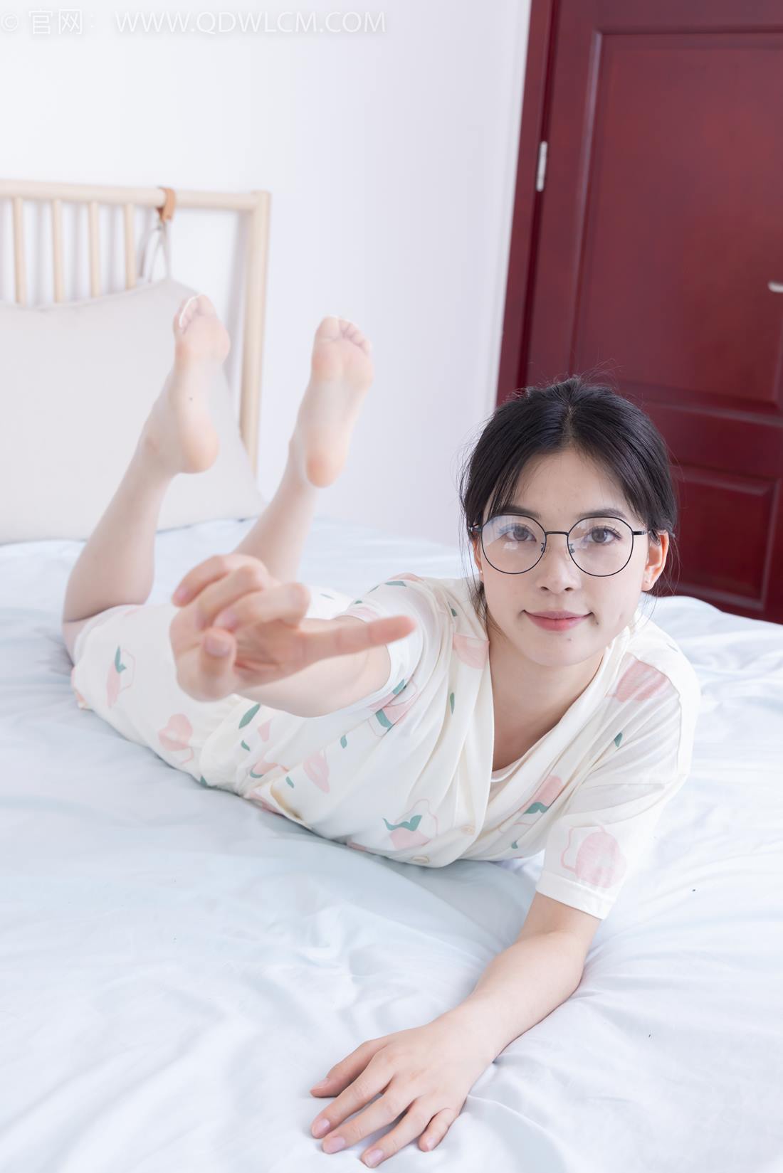 图片[130]-物恋传媒 NO.2408 茯苓-高跟凉鞋、薄白丝[160P] – 速更版-美库