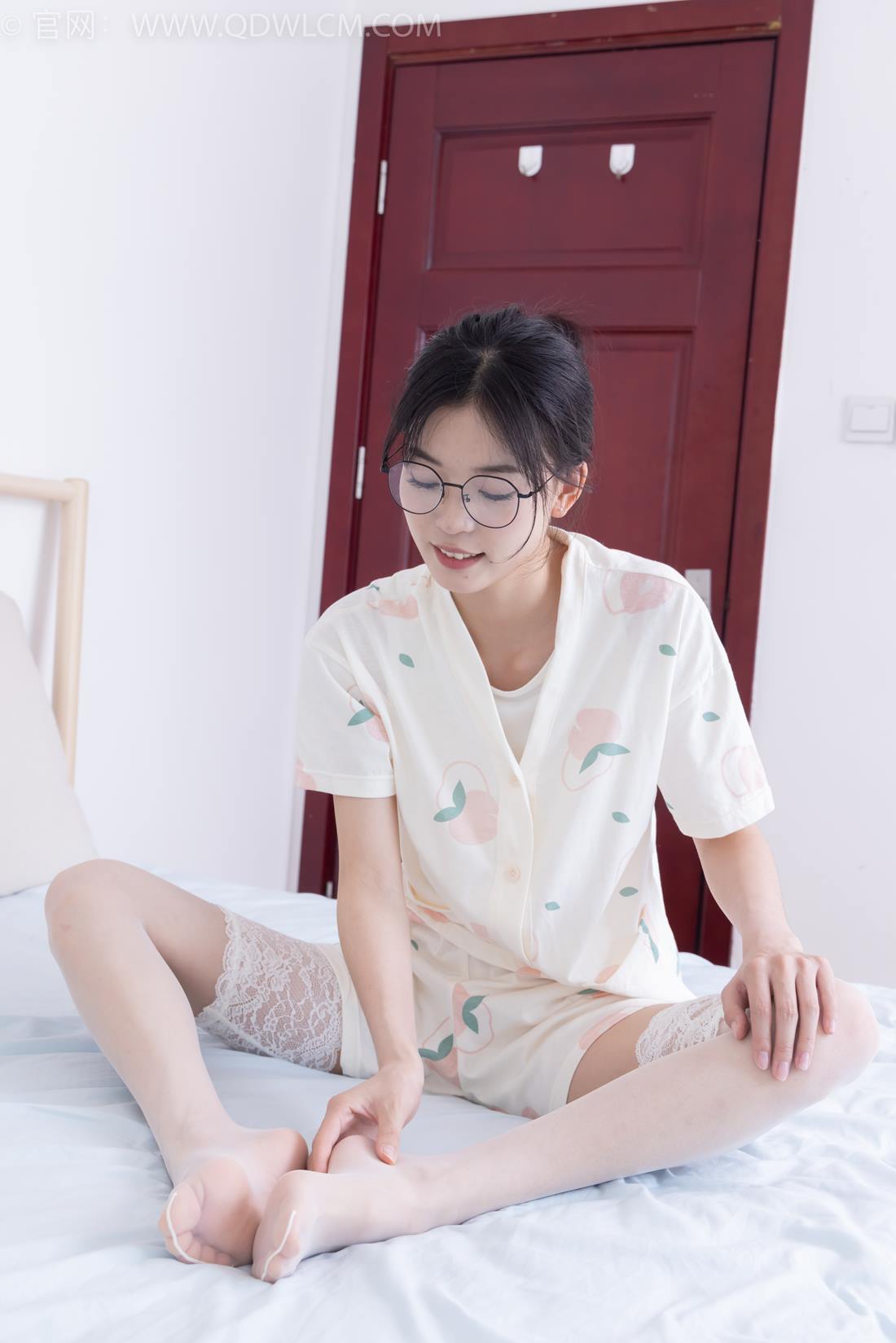 图片[143]-物恋传媒 NO.2408 茯苓-高跟凉鞋、薄白丝[160P] – 速更版-美库