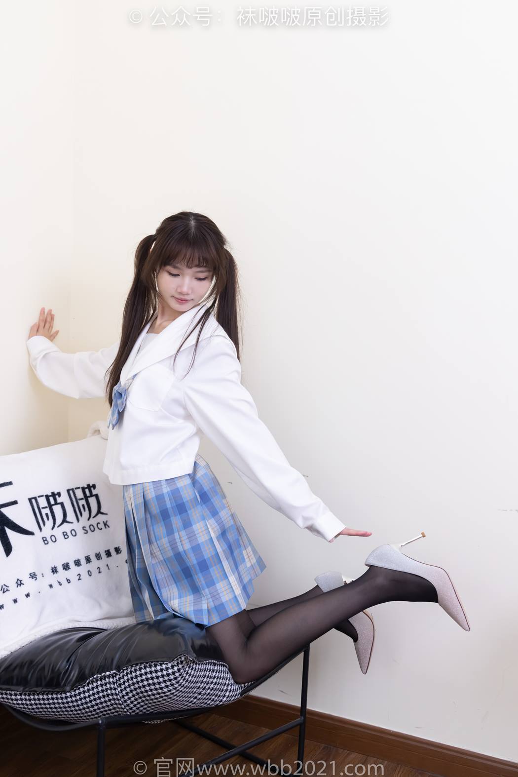 图片[14]-[BoBoSocks袜啵啵]NO.578 甜甜圈-高跟鞋、薄黑丝、薄白丝小腿袜、裸足、jk制服[117P] – 速更版-美库