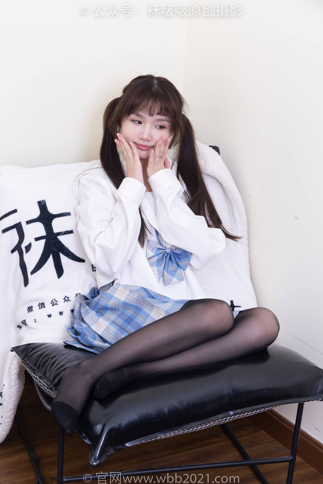 图片[24]-[BoBoSocks袜啵啵]NO.578 甜甜圈-高跟鞋、薄黑丝、薄白丝小腿袜、裸足、jk制服[117P] – 速更版-美库