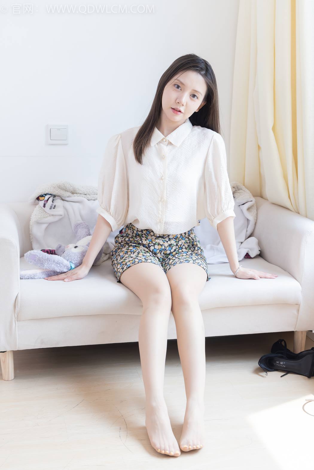 图片[66]-物恋传媒 NO.2409 小曦-三双高跟鞋、薄肉丝、裸足[155P] – 速更版-美库