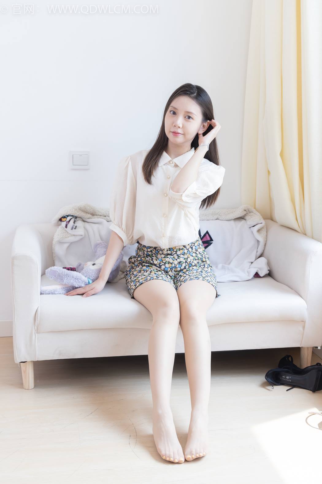 图片[68]-物恋传媒 NO.2409 小曦-三双高跟鞋、薄肉丝、裸足[155P] – 速更版-美库