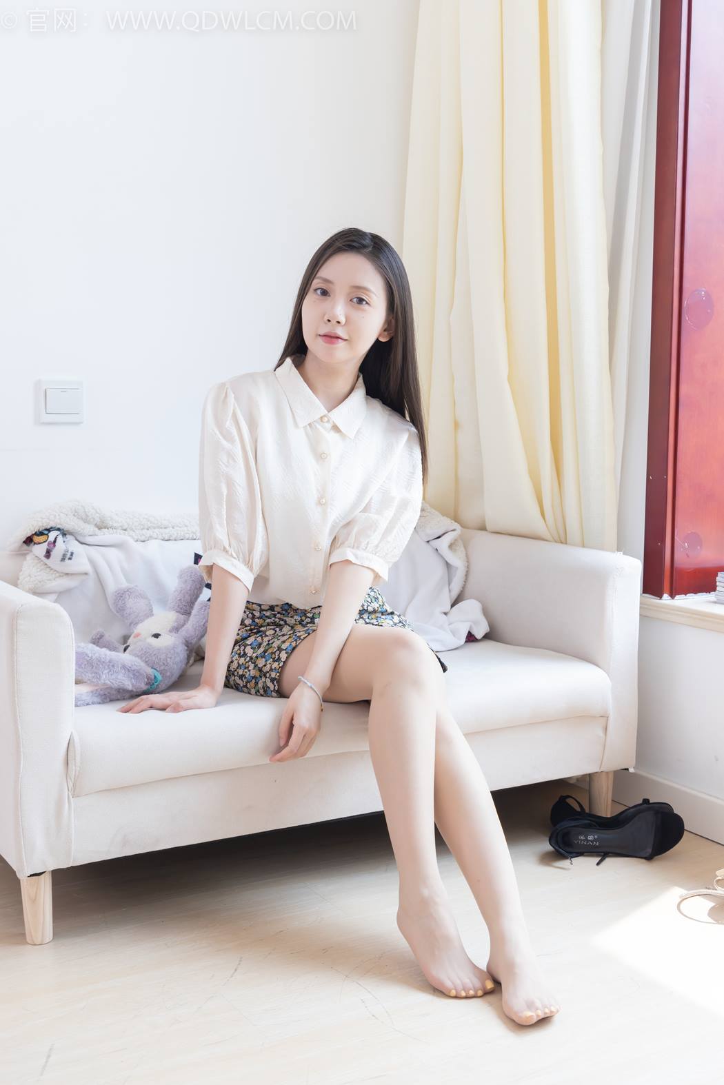 图片[73]-物恋传媒 NO.2409 小曦-三双高跟鞋、薄肉丝、裸足[155P] – 速更版-美库