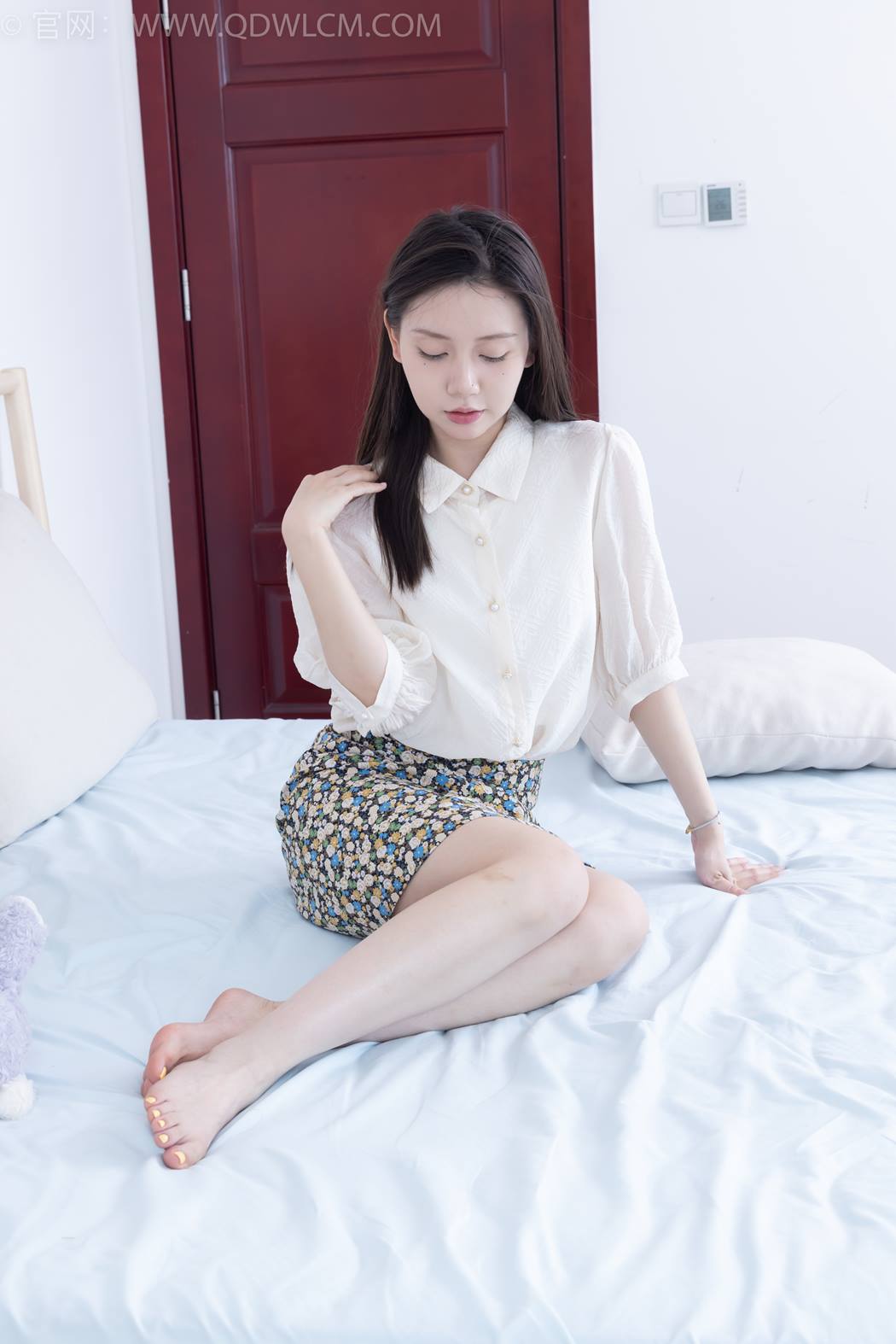 图片[114]-物恋传媒 NO.2409 小曦-三双高跟鞋、薄肉丝、裸足[155P] – 速更版-美库