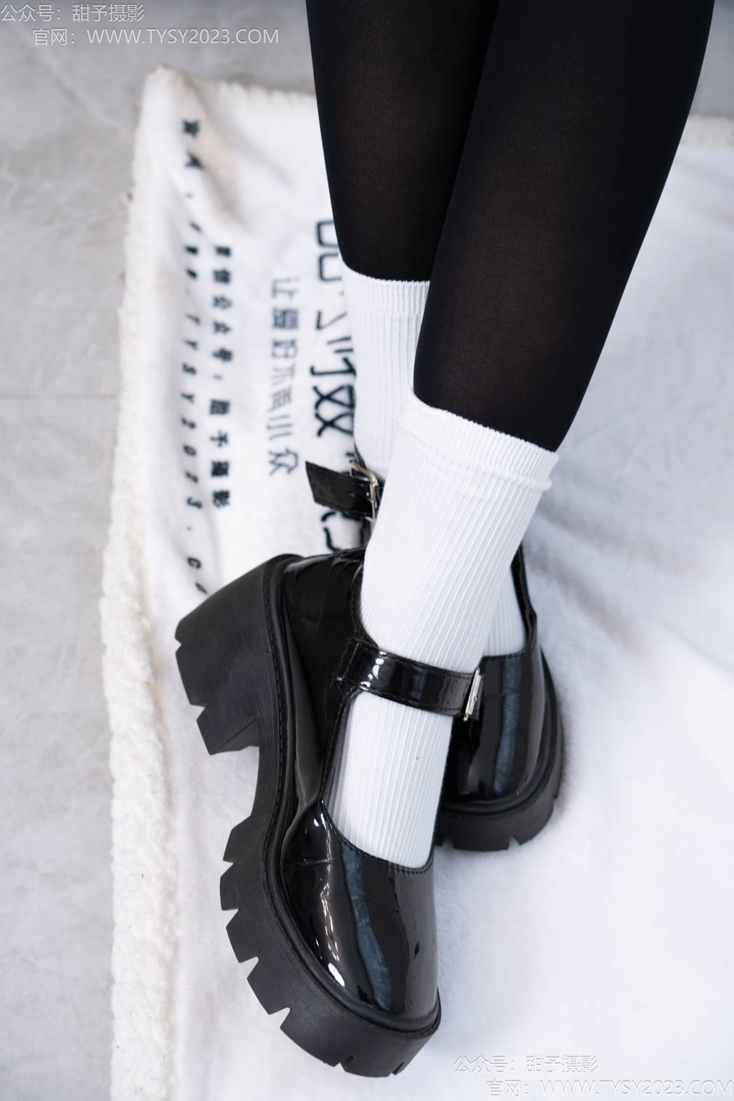 图片[14]-甜予摄影 NO.196 知知-皮鞋、高跟鞋、白棉袜、小腿袜、肉丝、黑丝[144P] – 速更版-美库