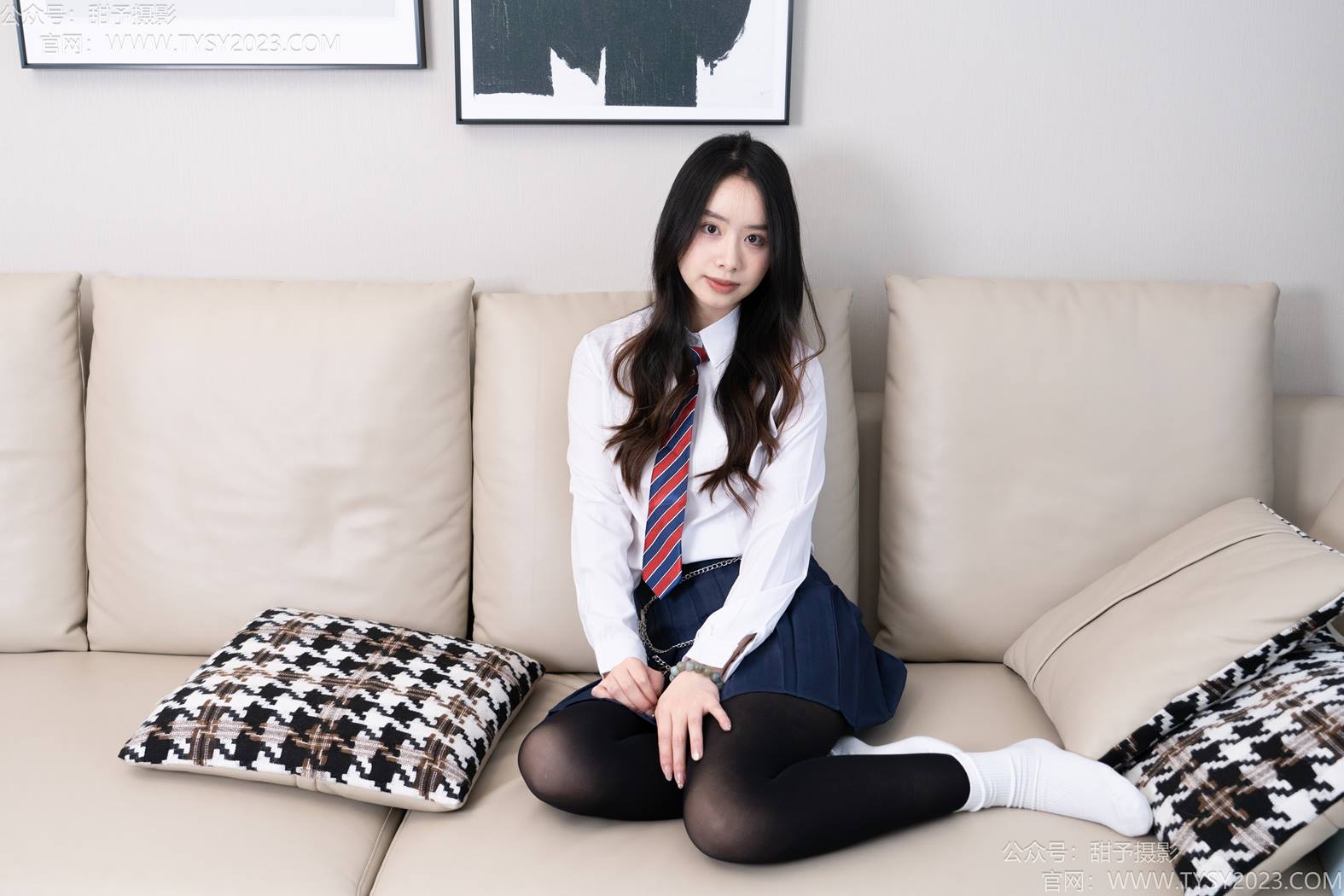 图片[30]-甜予摄影 NO.196 知知-皮鞋、高跟鞋、白棉袜、小腿袜、肉丝、黑丝[144P] – 速更版-美库