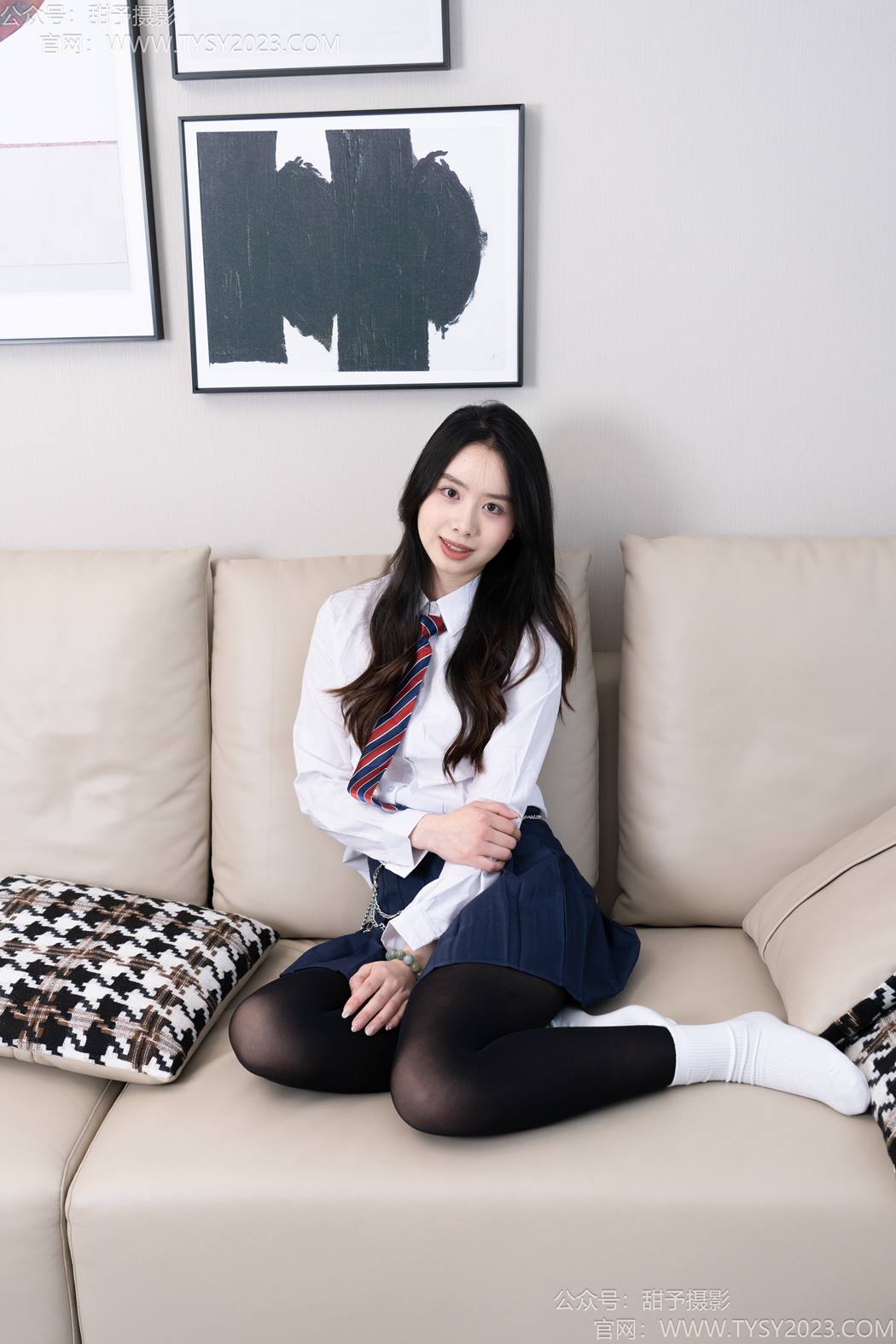 图片[33]-甜予摄影 NO.196 知知-皮鞋、高跟鞋、白棉袜、小腿袜、肉丝、黑丝[144P] – 速更版-美库