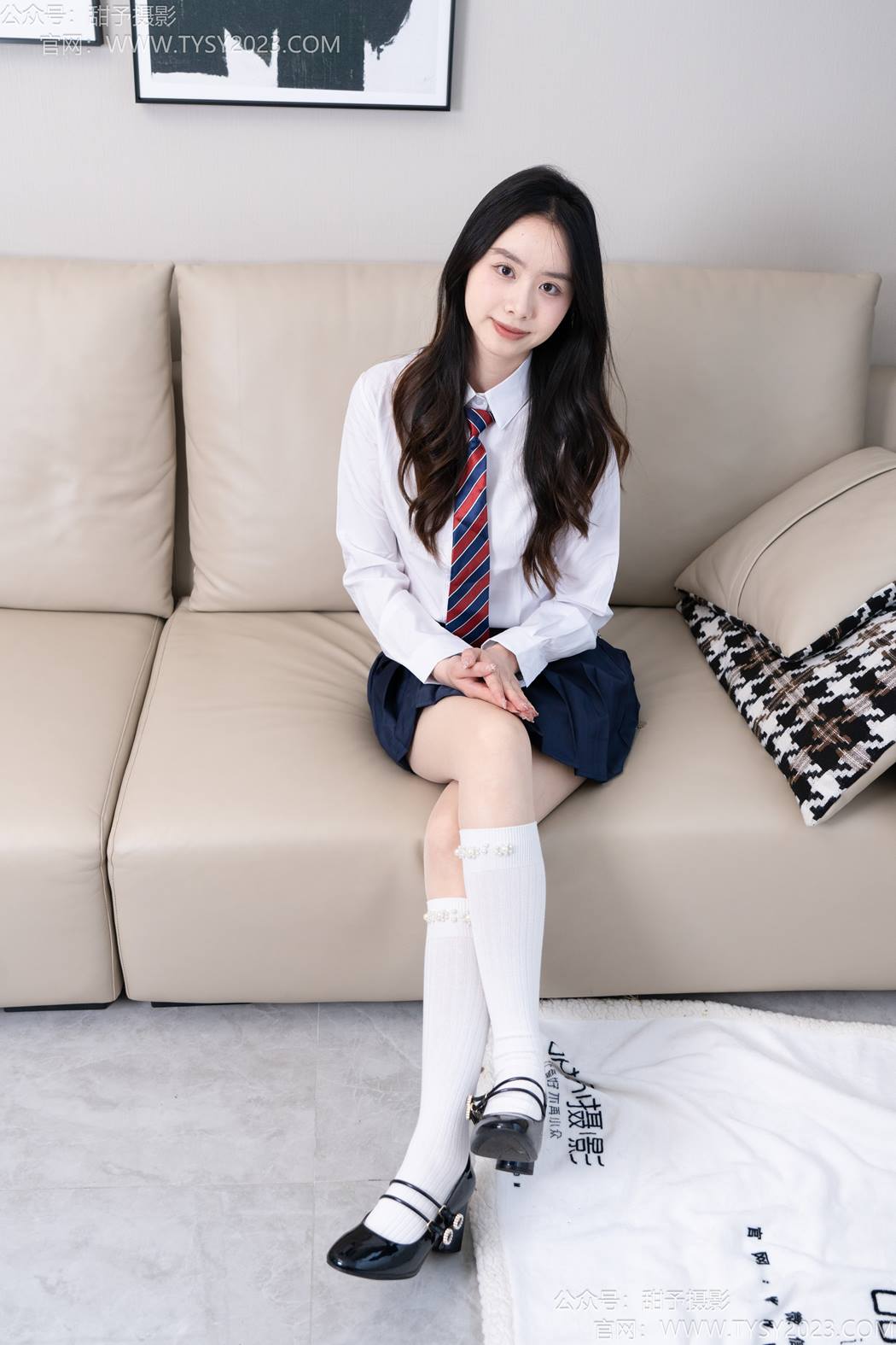 图片[91]-甜予摄影 NO.196 知知-皮鞋、高跟鞋、白棉袜、小腿袜、肉丝、黑丝[144P] – 速更版-美库