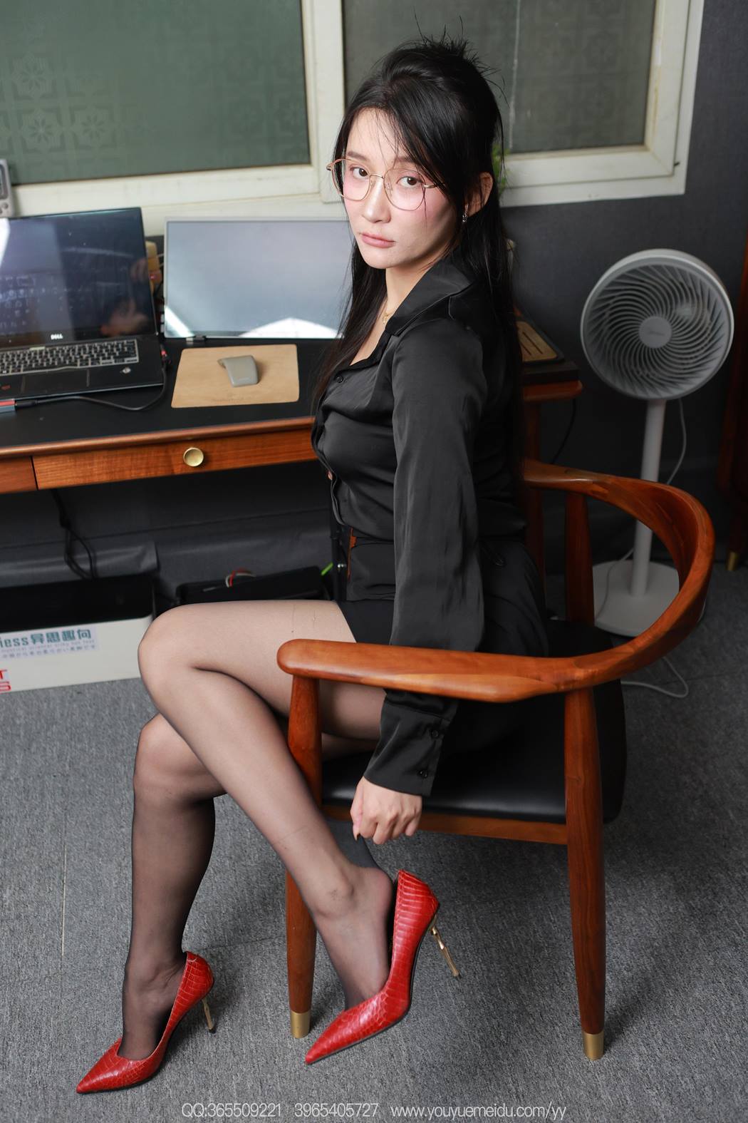 图片[24]-[IESS异思趣向] 2025.07.09 丝享家2101：秋秋《黑衣尤物》[89P] – 速更版-美库