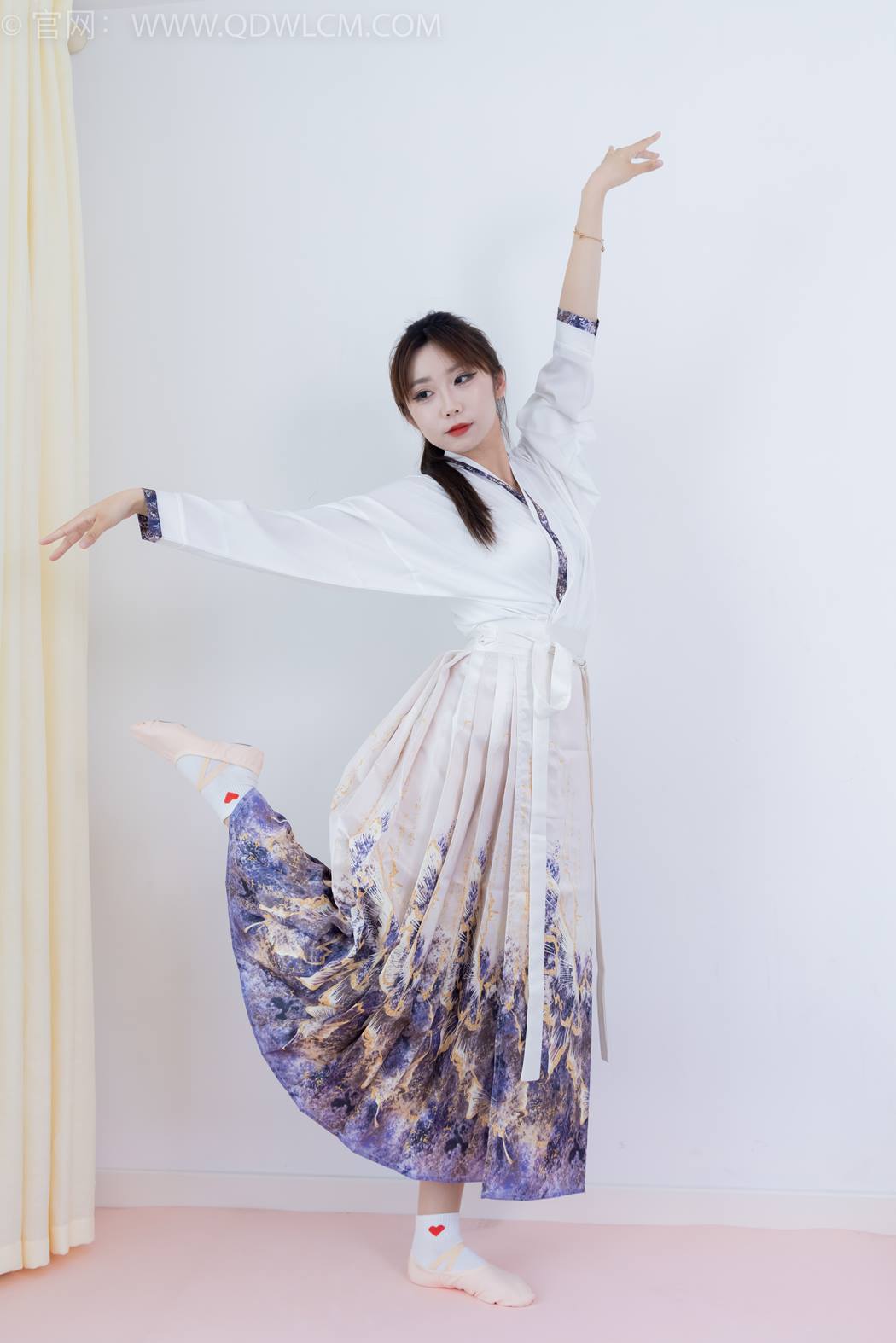 图片[20]-物恋传媒 NO.2410 泡泡-汉服、平底鞋、白棉袜、白船袜、薄肉丝[170P] – 速更版-美库