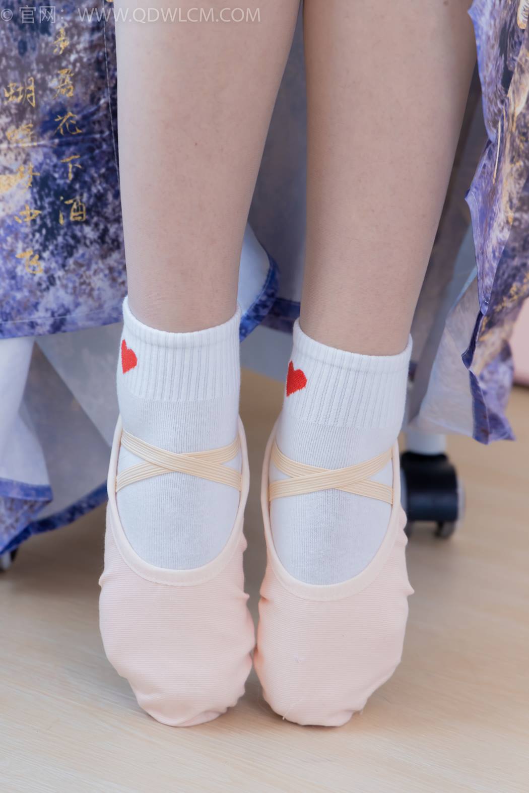 图片[26]-物恋传媒 NO.2410 泡泡-汉服、平底鞋、白棉袜、白船袜、薄肉丝[170P] – 速更版-美库