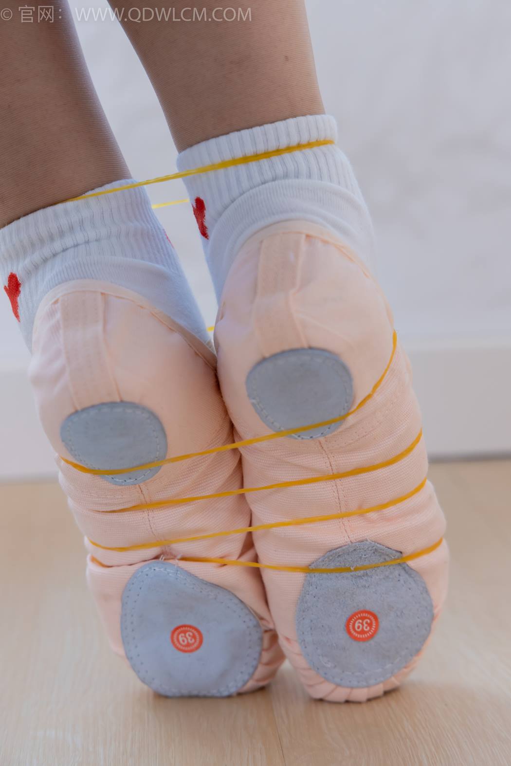 图片[32]-物恋传媒 NO.2410 泡泡-汉服、平底鞋、白棉袜、白船袜、薄肉丝[170P] – 速更版-美库