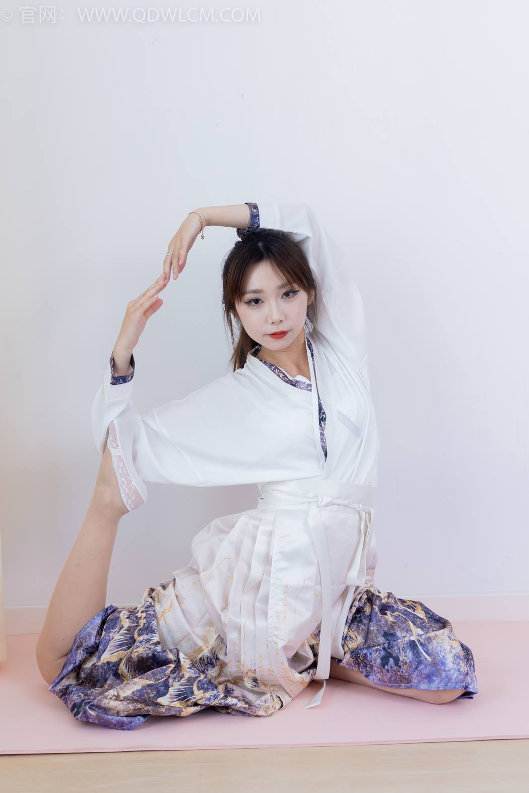 图片[94]-物恋传媒 NO.2410 泡泡-汉服、平底鞋、白棉袜、白船袜、薄肉丝[170P] – 速更版-美库