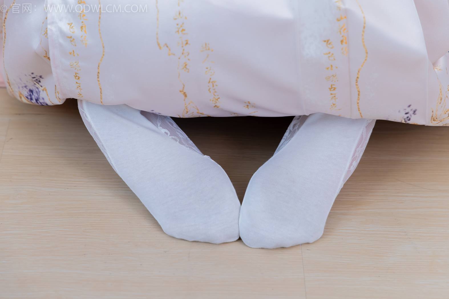 图片[101]-物恋传媒 NO.2410 泡泡-汉服、平底鞋、白棉袜、白船袜、薄肉丝[170P] – 速更版-美库