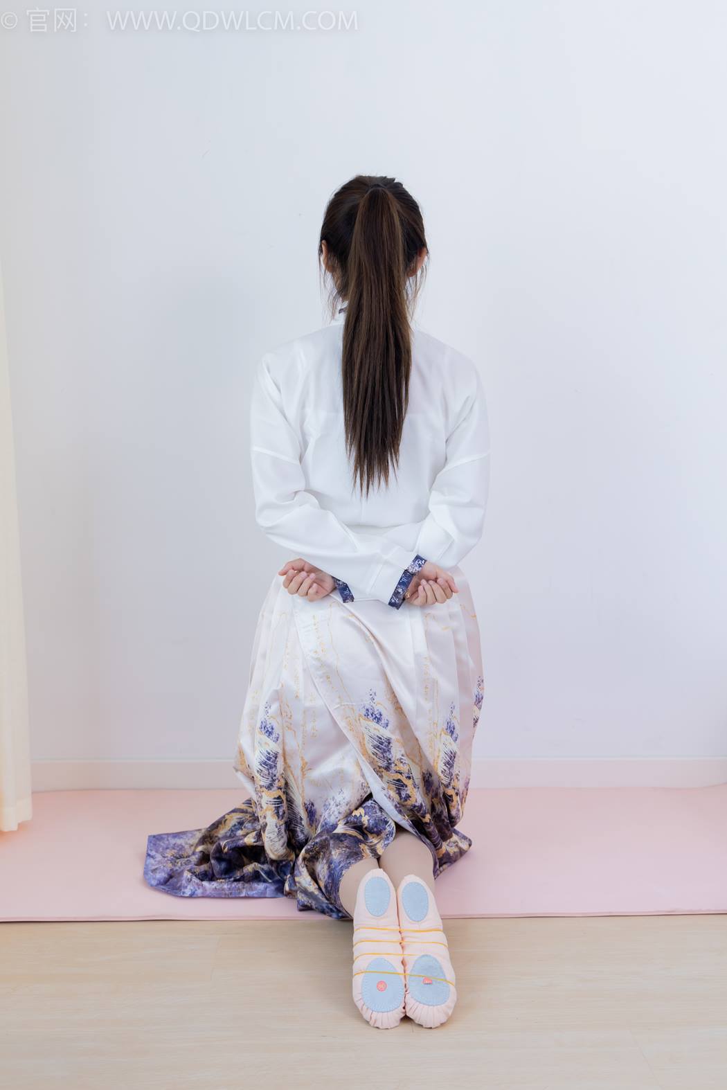 图片[113]-物恋传媒 NO.2410 泡泡-汉服、平底鞋、白棉袜、白船袜、薄肉丝[170P] – 速更版-美库