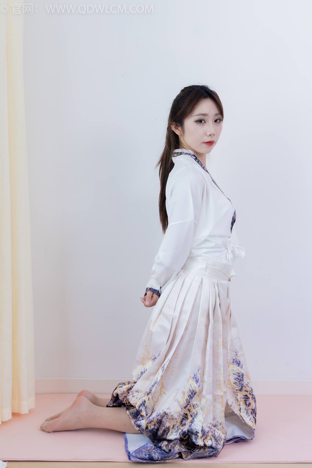 图片[144]-物恋传媒 NO.2410 泡泡-汉服、平底鞋、白棉袜、白船袜、薄肉丝[170P] – 速更版-美库