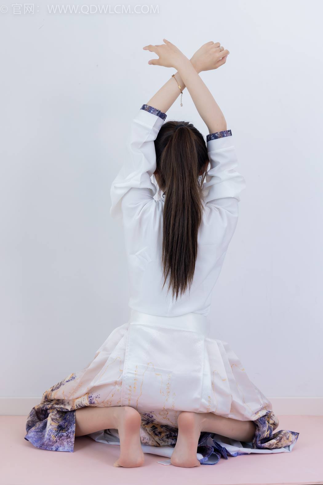 图片[155]-物恋传媒 NO.2410 泡泡-汉服、平底鞋、白棉袜、白船袜、薄肉丝[170P] – 速更版-美库