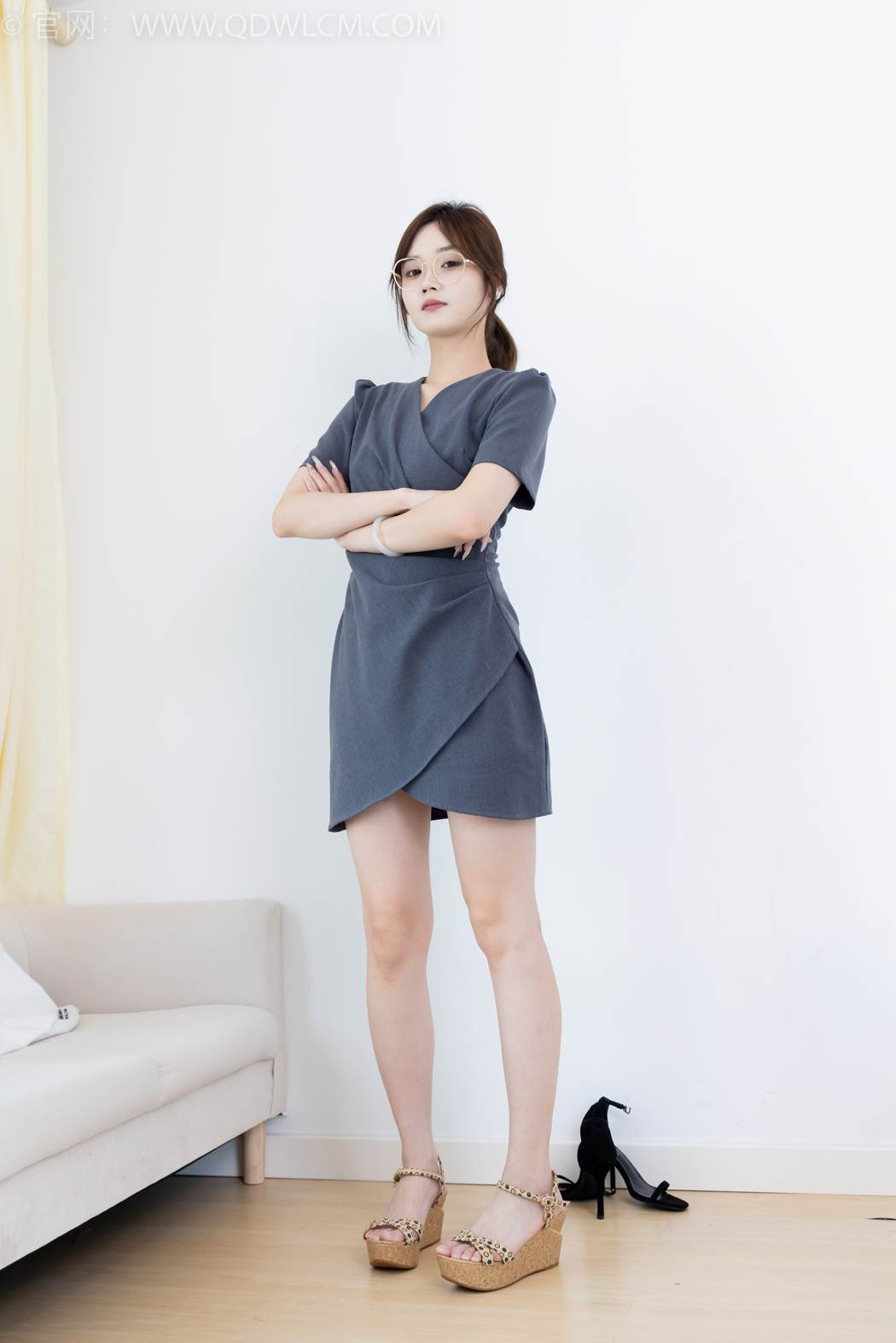 图片[101]-物恋传媒 NO.2413 橙子-三双高跟凉鞋、薄肉丝、裸足[150P+1V] – 速更版-美库