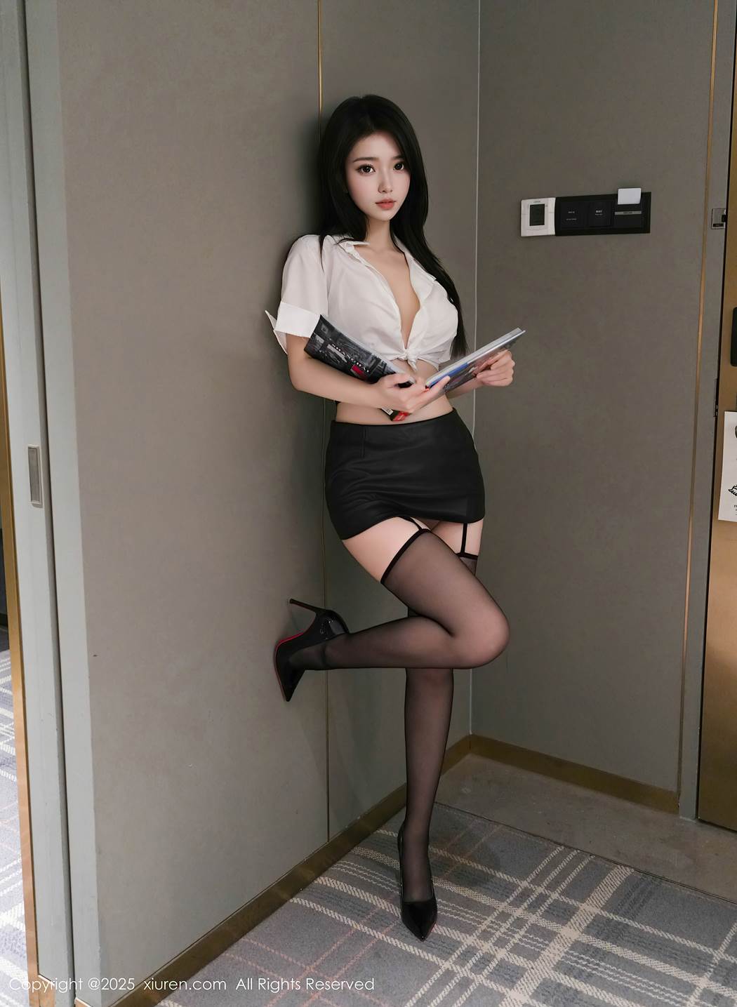 图片[12]-[Xiuren秀人网]2025.08.20 NO.10669 烧烧小桃[38P] – 速更版-美库