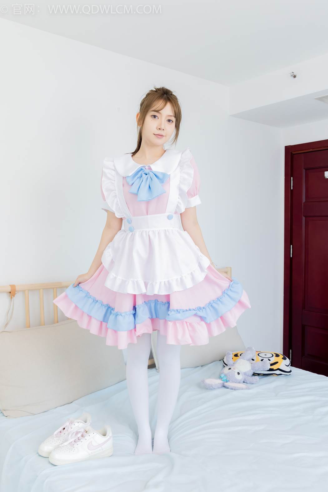 图片[50]-物恋传媒 NO.2416 小曦-板鞋、厚白丝、女仆装[120P] – 速更版-美库