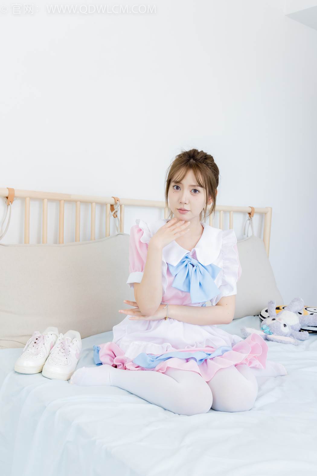 图片[64]-物恋传媒 NO.2416 小曦-板鞋、厚白丝、女仆装[120P] – 速更版-美库