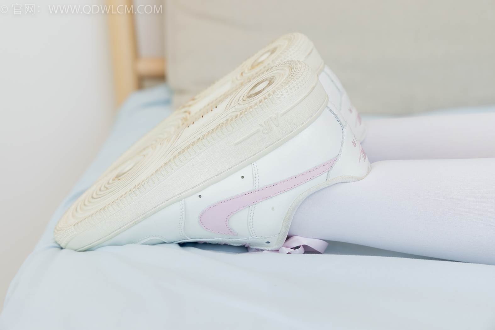 图片[86]-物恋传媒 NO.2416 小曦-板鞋、厚白丝、女仆装[120P] – 速更版-美库