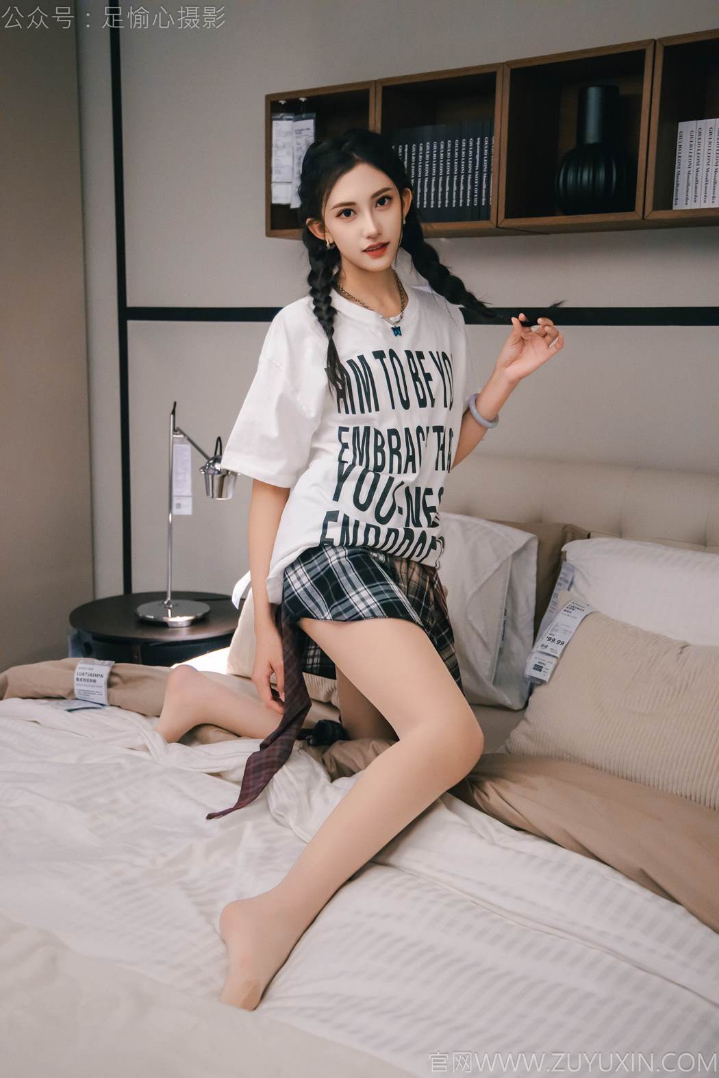 图片[39]-足愉心 NO.015 可乐（搭配：红色夹克、白T、短裙、马丁靴、肉丝色袜、白棉袜）[96P] – 速更版-美库