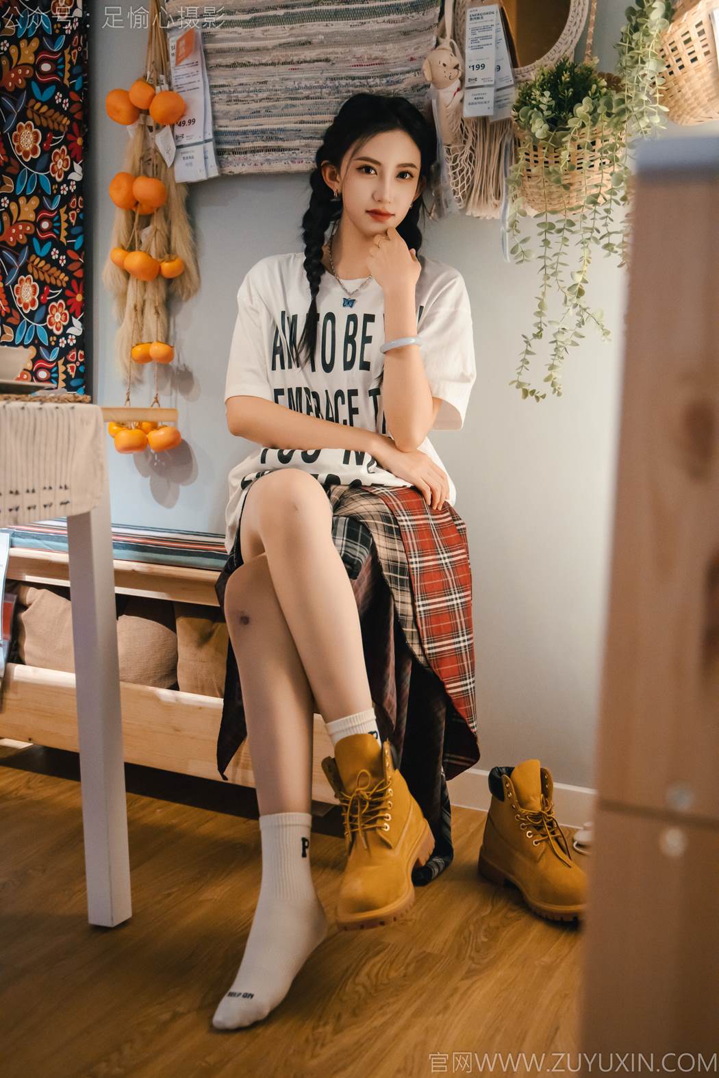 图片[91]-足愉心 NO.015 可乐（搭配：红色夹克、白T、短裙、马丁靴、肉丝色袜、白棉袜）[96P] – 速更版-美库