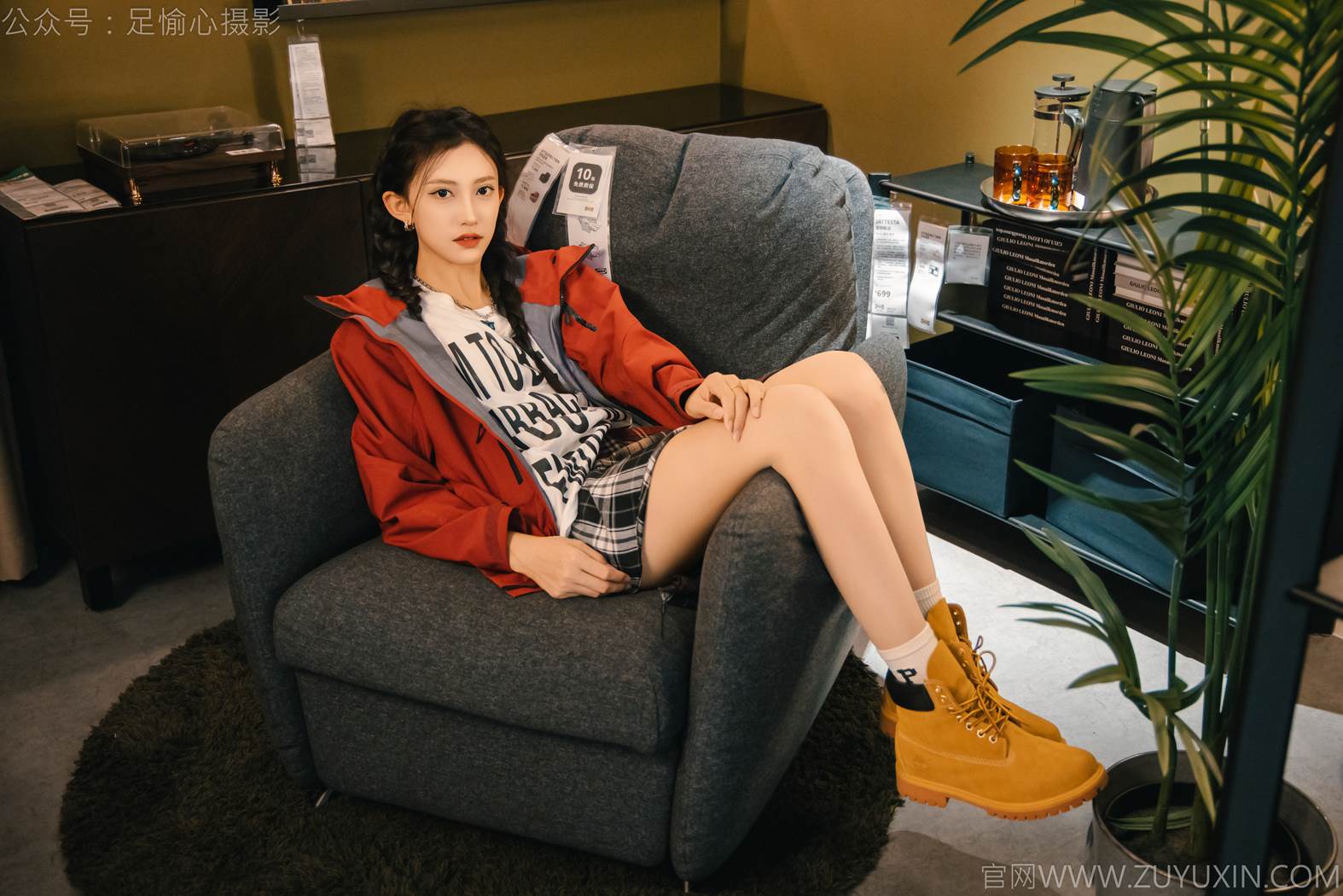 图片[94]-足愉心 NO.015 可乐（搭配：红色夹克、白T、短裙、马丁靴、肉丝色袜、白棉袜）[96P] – 速更版-美库