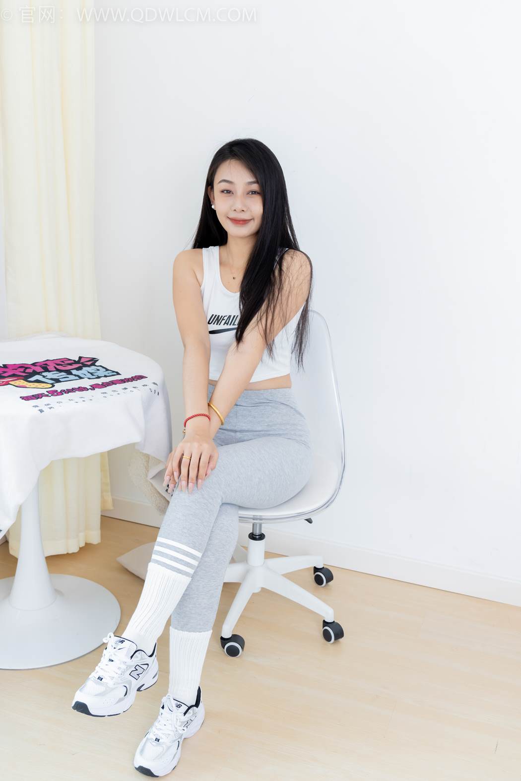 图片[50]-物恋传媒 NO.2417 岚岚-运动鞋、白棉袜、瑜伽裤[110P] – 速更版-美库