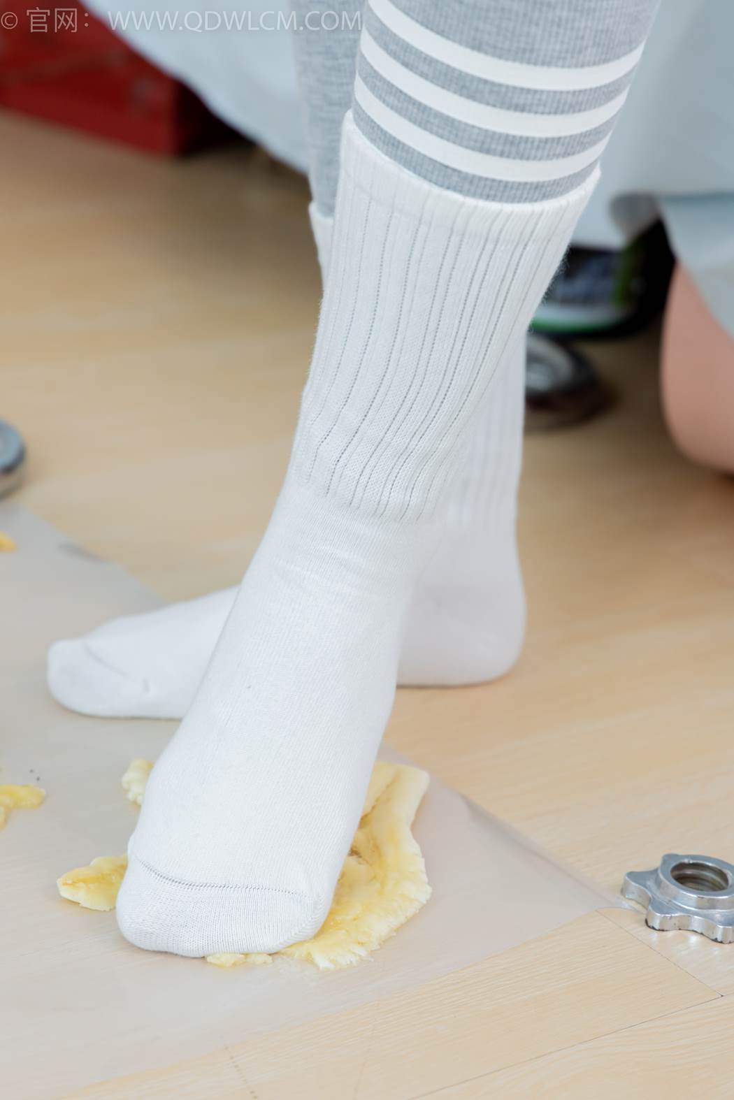 图片[55]-物恋传媒 NO.2417 岚岚-运动鞋、白棉袜、瑜伽裤[110P] – 速更版-美库