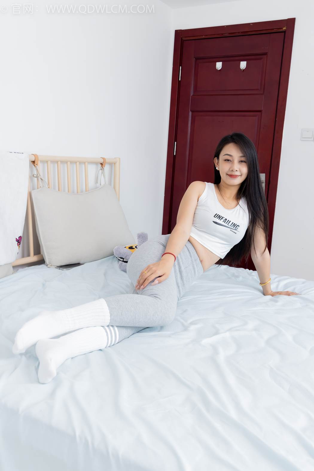 图片[67]-物恋传媒 NO.2417 岚岚-运动鞋、白棉袜、瑜伽裤[110P] – 速更版-美库