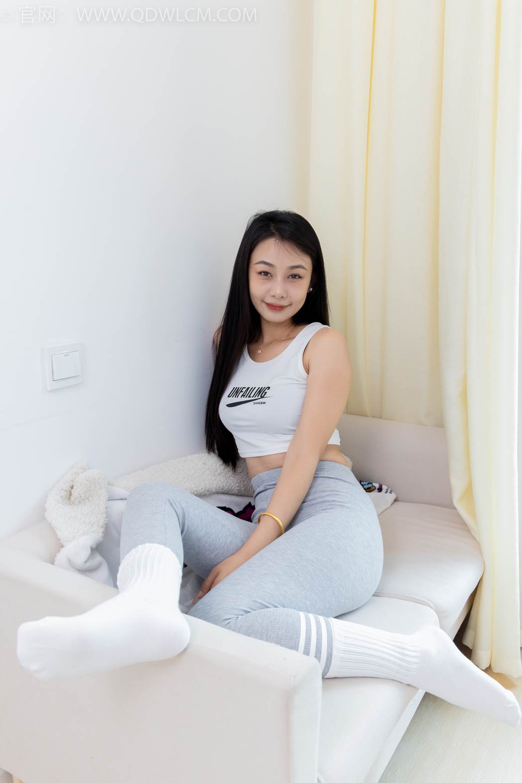 图片[76]-物恋传媒 NO.2417 岚岚-运动鞋、白棉袜、瑜伽裤[110P] – 速更版-美库