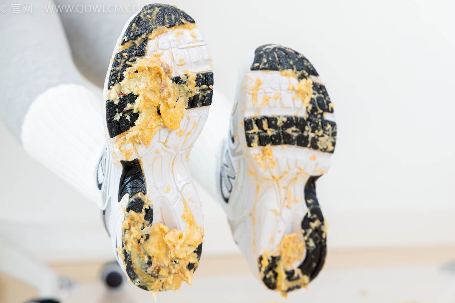 图片[111]-物恋传媒 NO.2417 岚岚-运动鞋、白棉袜、瑜伽裤[110P] – 速更版-美库