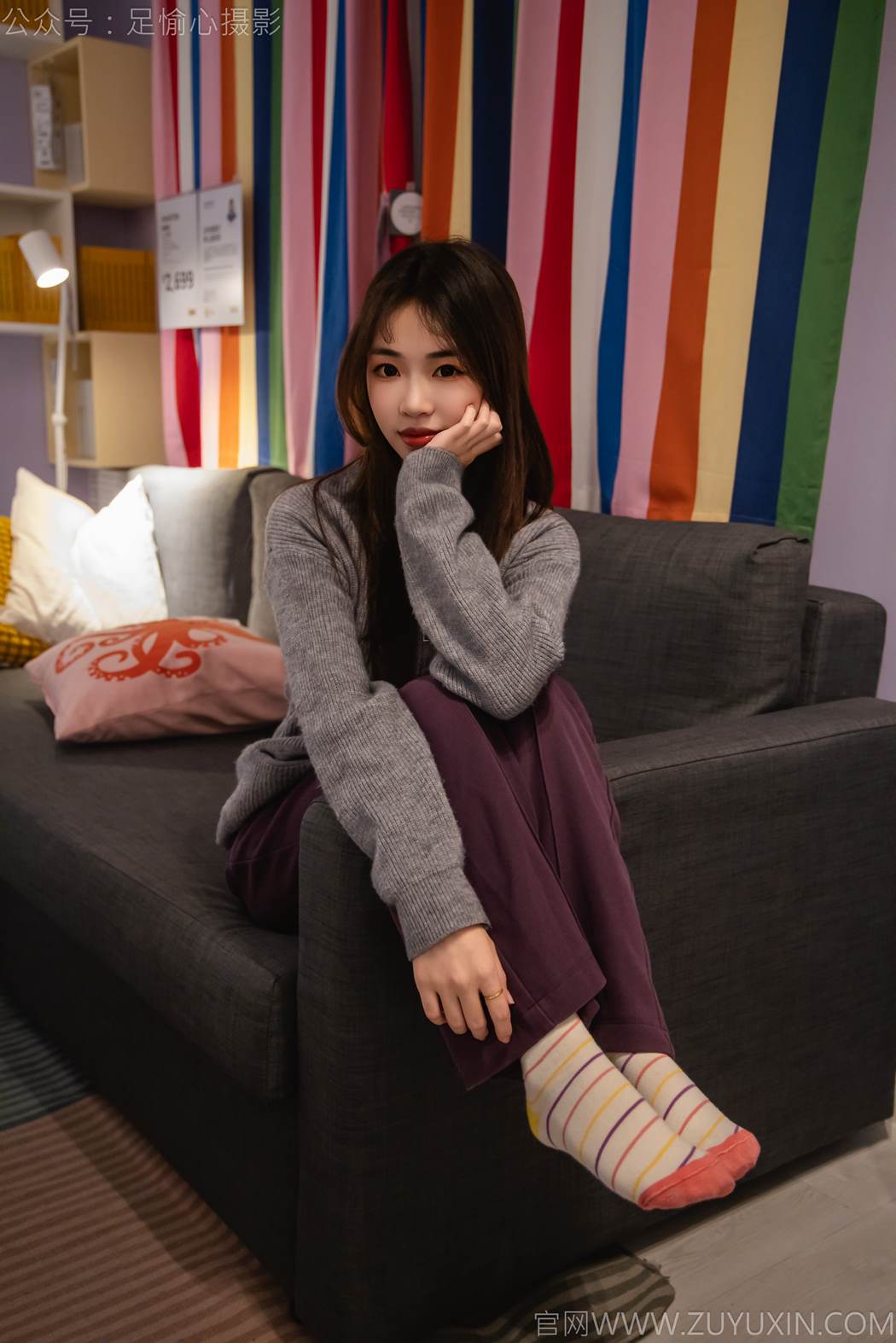 图片[12]-足愉心 NO.016 软软（搭配：灰色线套、紫色长裤、帆布鞋、卡通棉袜、裸足）[82P] – 速更版-美库