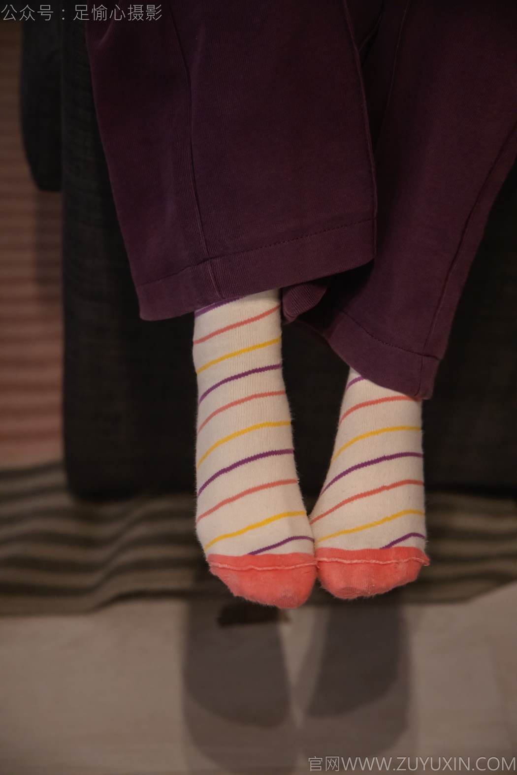 图片[62]-足愉心 NO.016 软软（搭配：灰色线套、紫色长裤、帆布鞋、卡通棉袜、裸足）[82P] – 速更版-美库