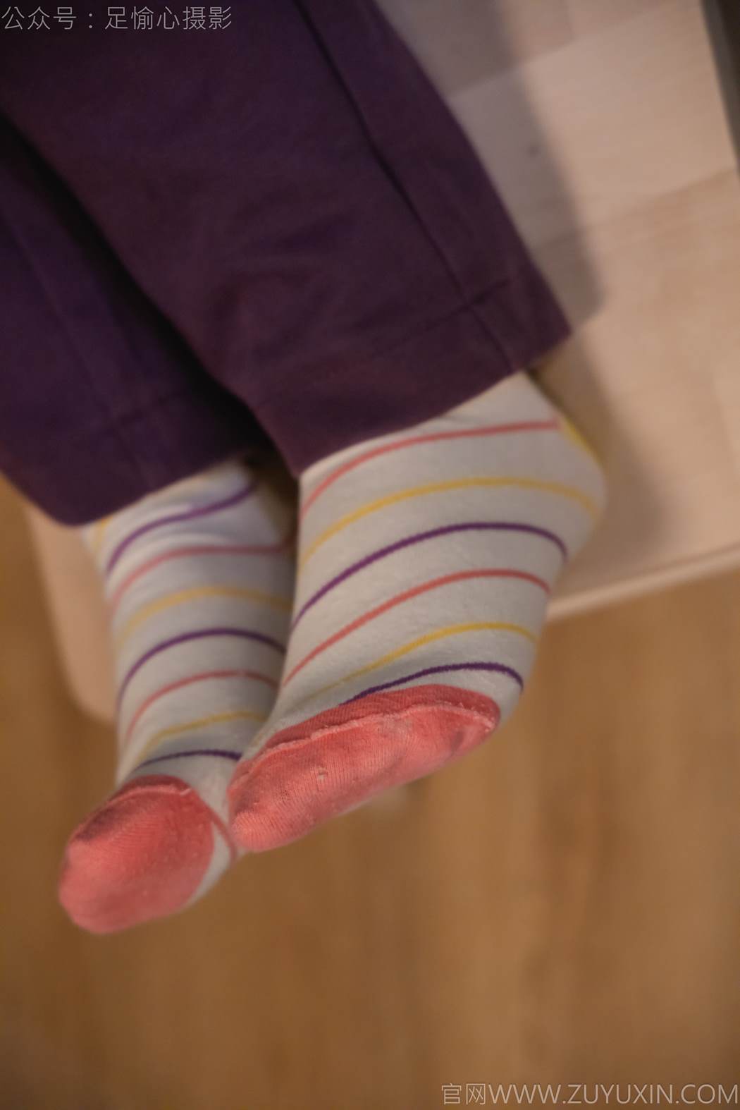 图片[73]-足愉心 NO.016 软软（搭配：灰色线套、紫色长裤、帆布鞋、卡通棉袜、裸足）[82P] – 速更版-美库
