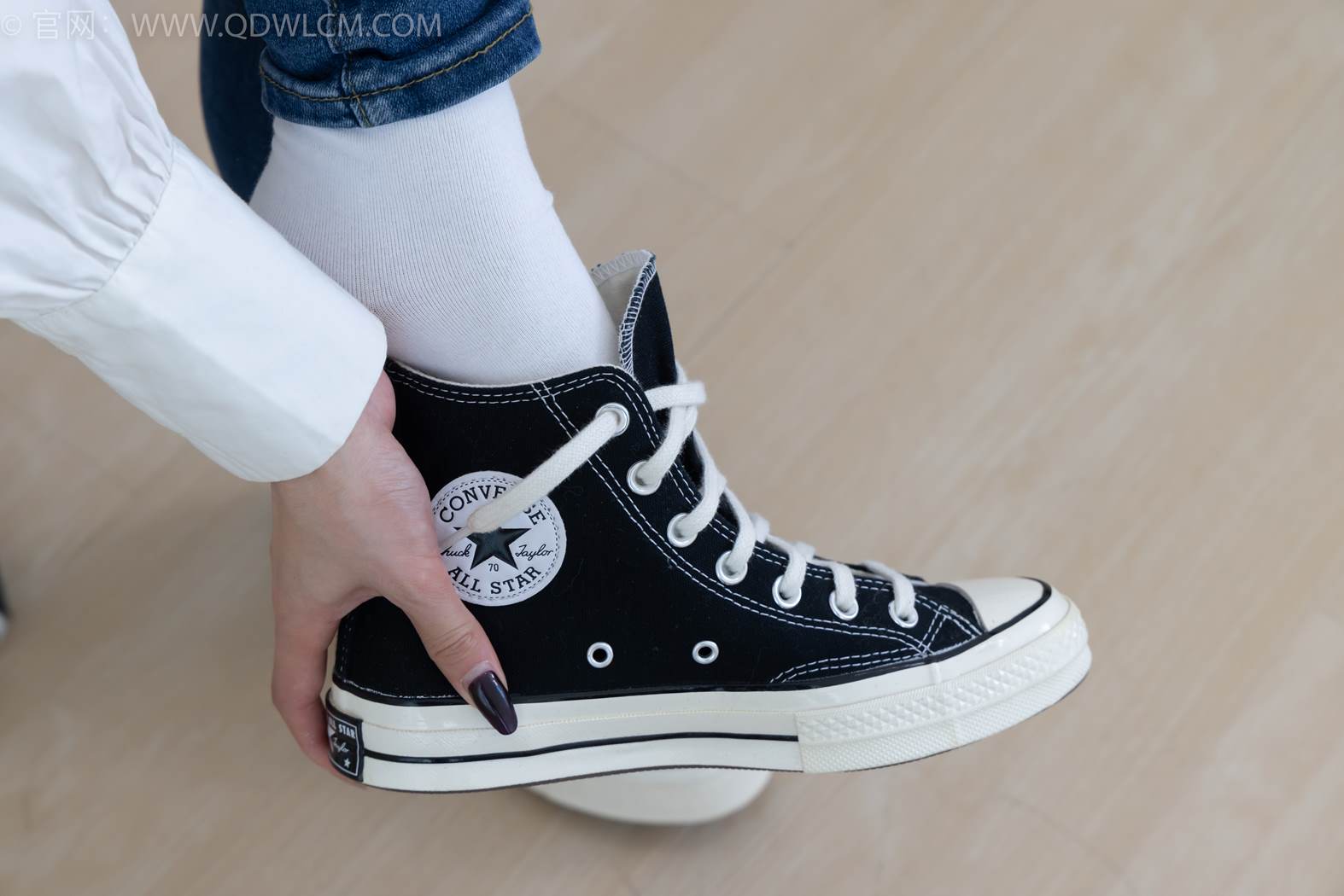 图片[22]-物恋传媒 NO.2418 小影-帆布鞋、白棉袜、短白丝、裸足[118P] – 速更版-美库