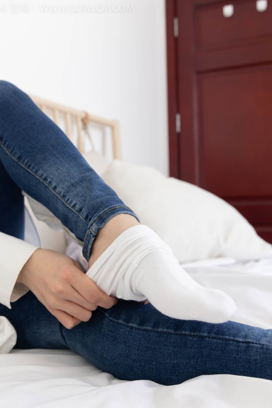 图片[33]-物恋传媒 NO.2418 小影-帆布鞋、白棉袜、短白丝、裸足[118P] – 速更版-美库