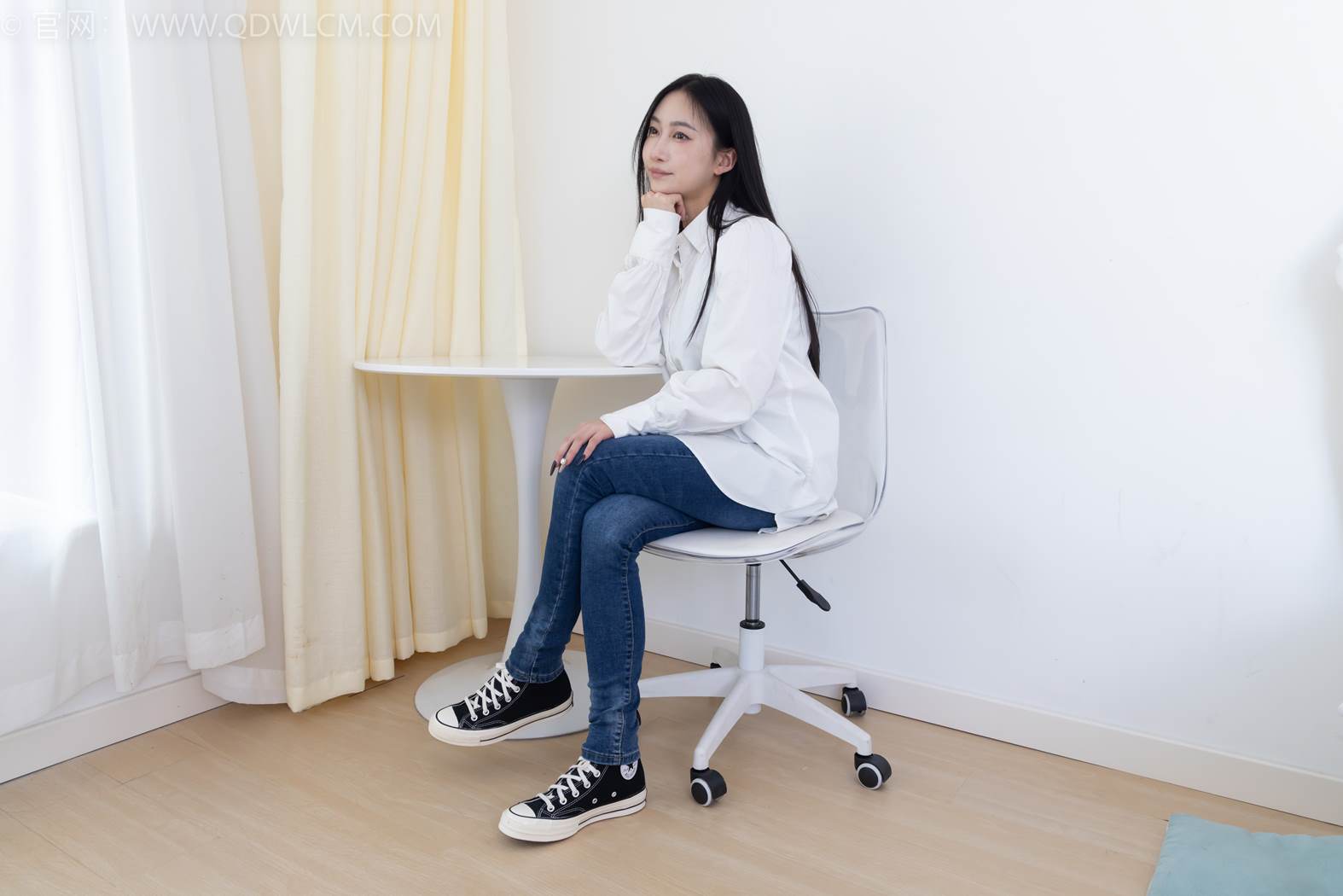 图片[84]-物恋传媒 NO.2418 小影-帆布鞋、白棉袜、短白丝、裸足[118P] – 速更版-美库