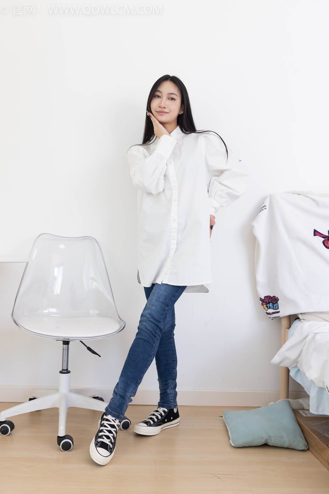 图片[92]-物恋传媒 NO.2418 小影-帆布鞋、白棉袜、短白丝、裸足[118P] – 速更版-美库