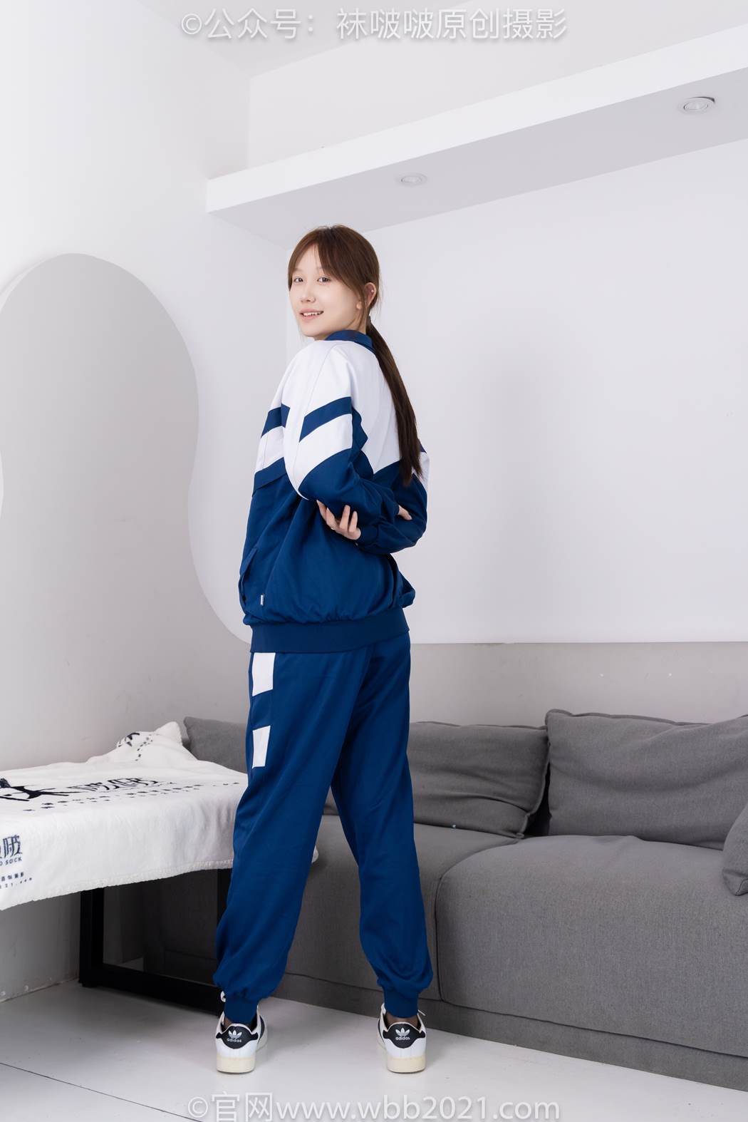 图片[76]-[BoBoSocks袜啵啵]NO.584 香菜 校服、板鞋、短黑丝[117P] – 速更版-美库