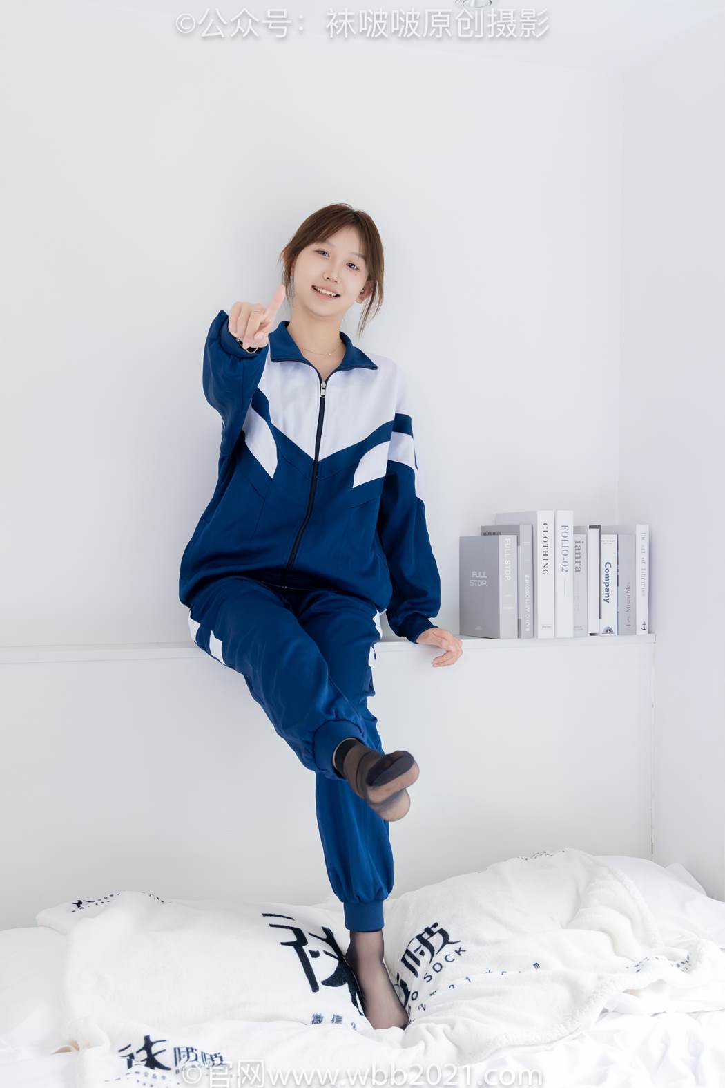 图片[85]-[BoBoSocks袜啵啵]NO.584 香菜 校服、板鞋、短黑丝[117P] – 速更版-美库