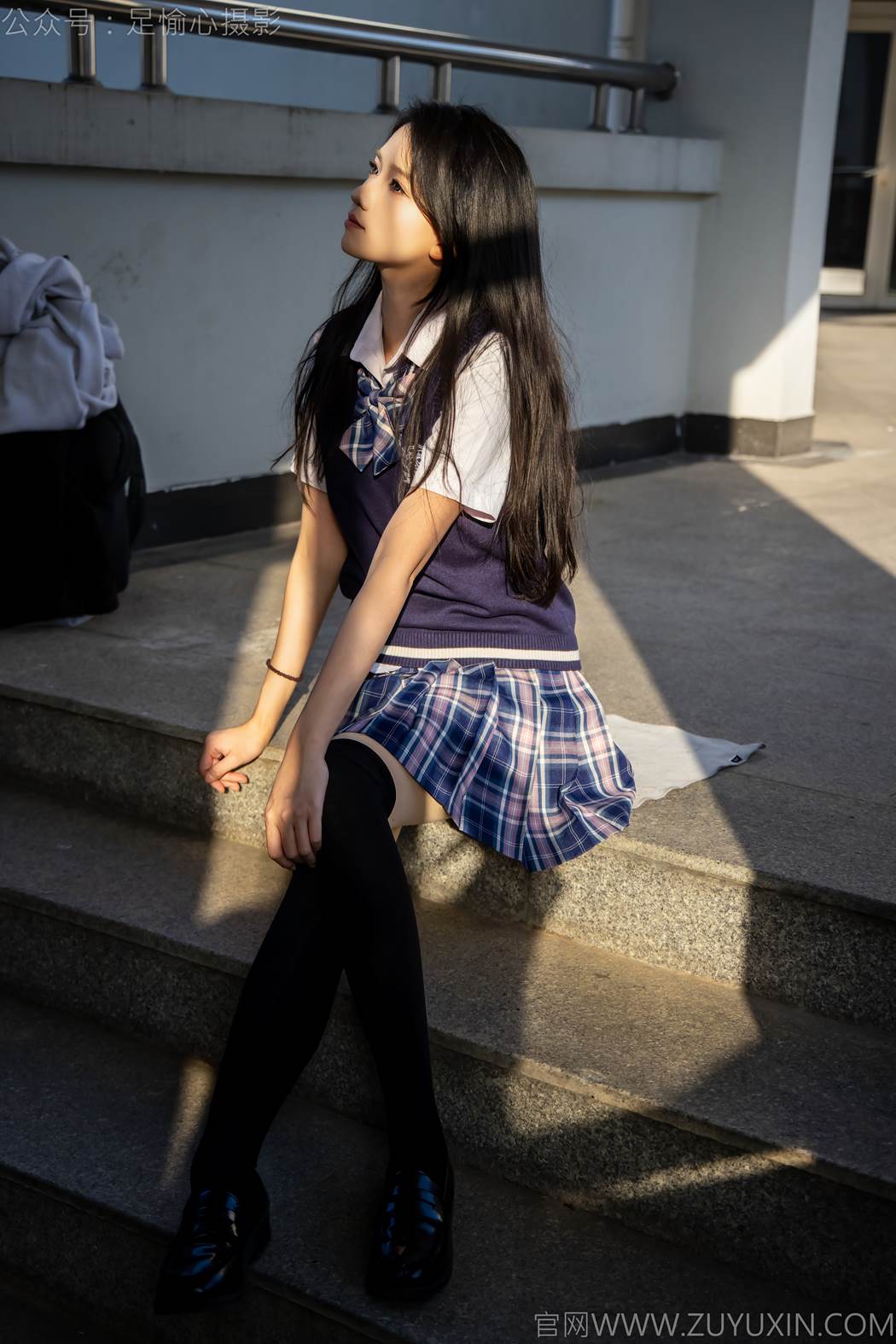 图片[12]-足愉心 NO.019 果酱（搭配：JK制服、小皮鞋、黑色丝袜、肉色打底裤）[73P] – 速更版-美库